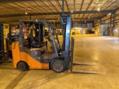 Toyota 8FGCU32 Propane Sit Down Forklift