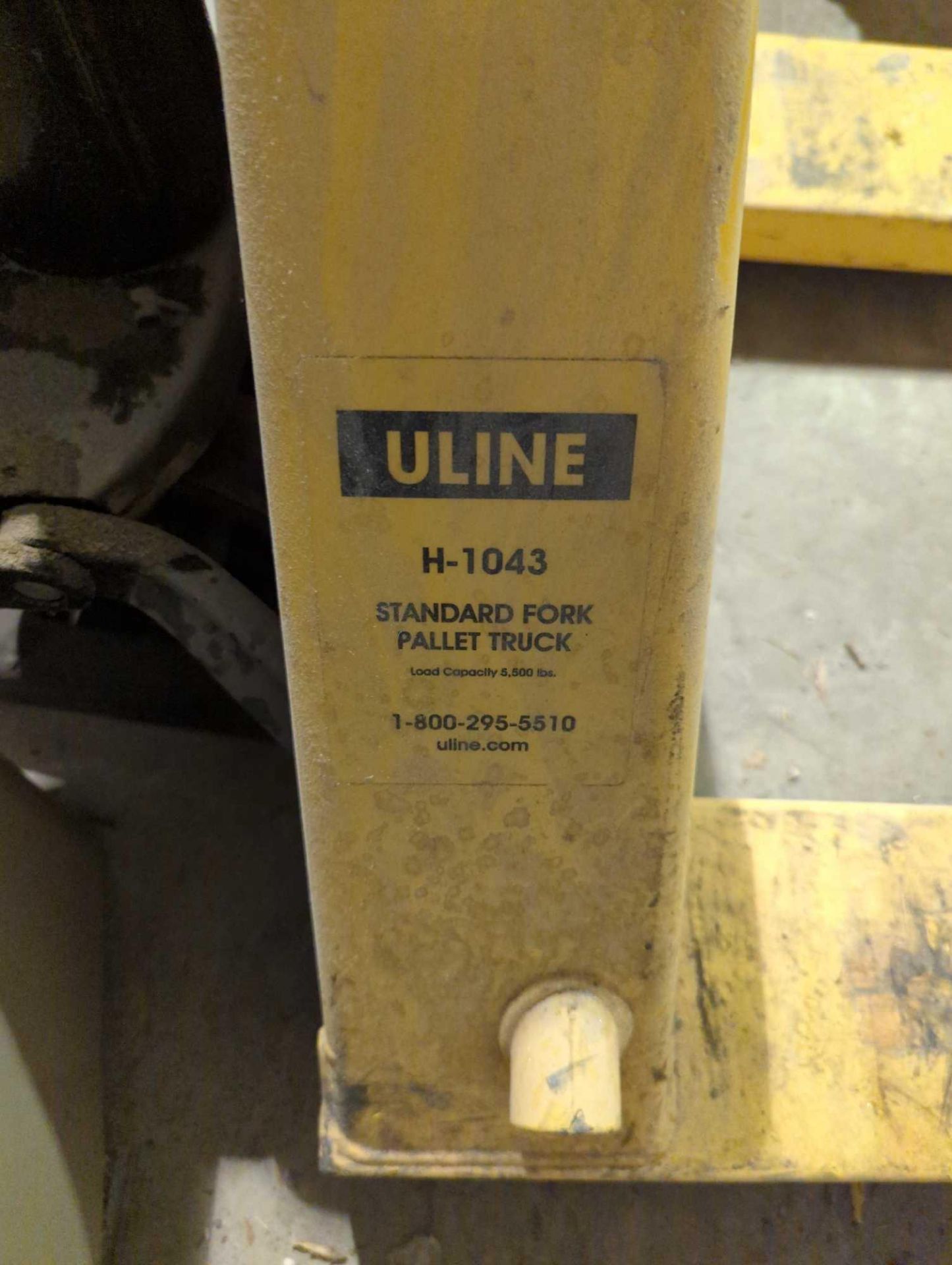 Uline H-1043 Manual Pallet Jack - Image 3 of 4
