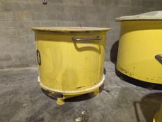 250 Gallon Single Wall Stainless Steel Flat Bottom Tank With 2