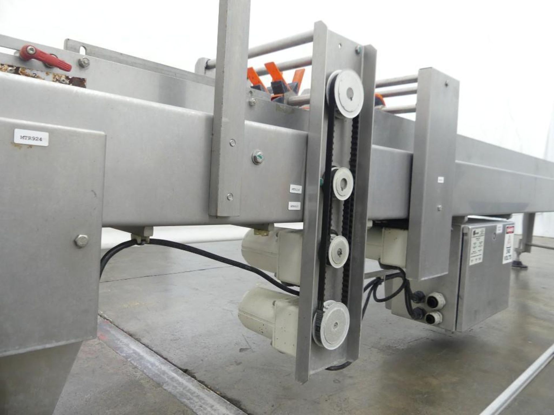 Massman HFFS-IM1000 Flexible Pouch Packaging System - Image 64 of 127