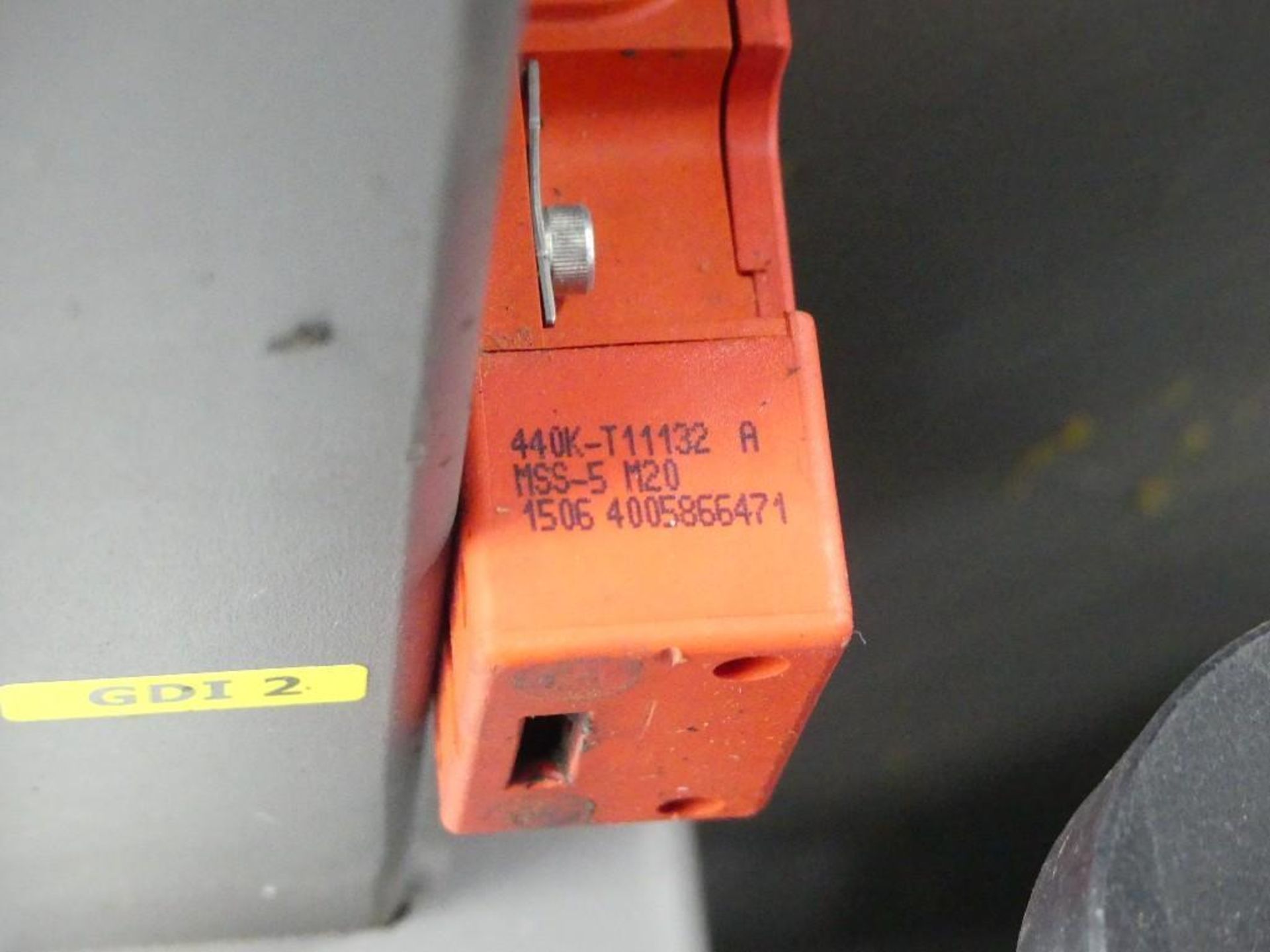 Pearson CE25 Automatic Bottom Glue Case Erector - Image 18 of 43