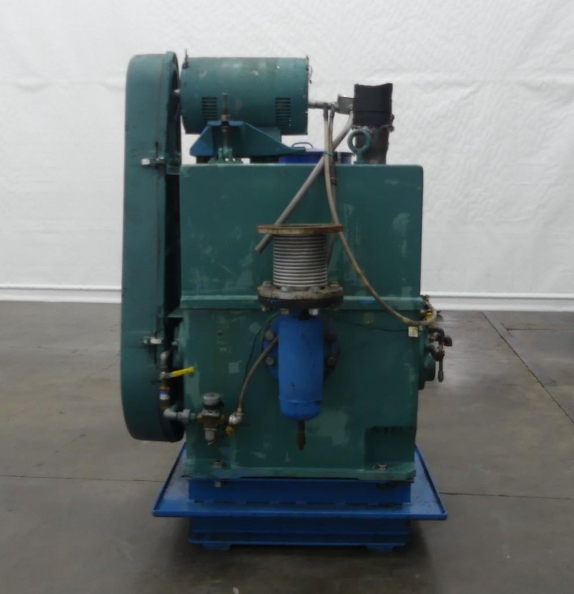 Stokes Vacuum Pump with 15 Horsepower Baldor Motor - Image 3 of 40