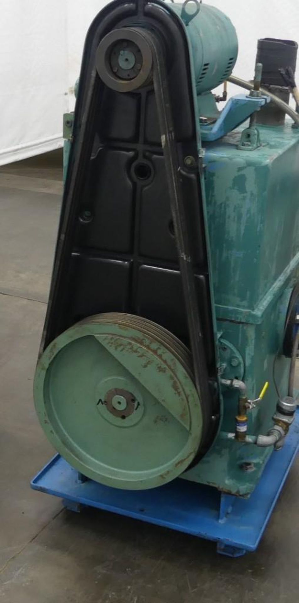 Stokes Vacuum Pump with 15 Horsepower Baldor Motor - Image 32 of 40