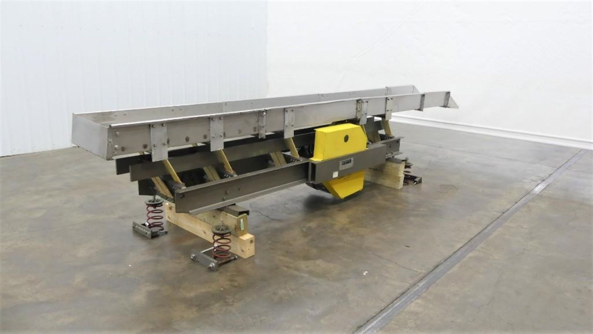 Cardwell VC1659 Vibratory Conveyor - Image 2 of 4