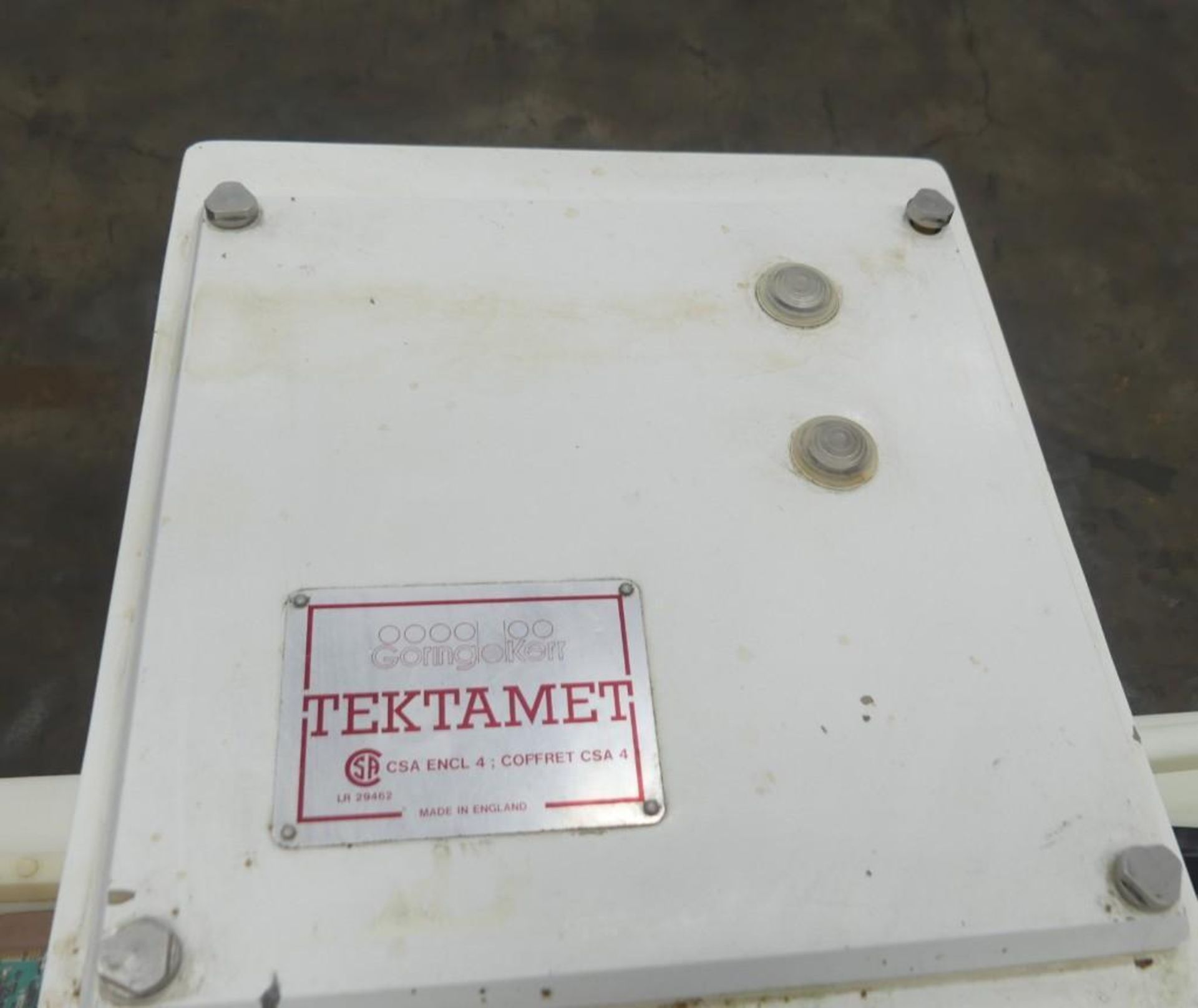 Goring Kerr Tektamet 211 9.75" H by 4.5" W Metal Detector - Image 22 of 24