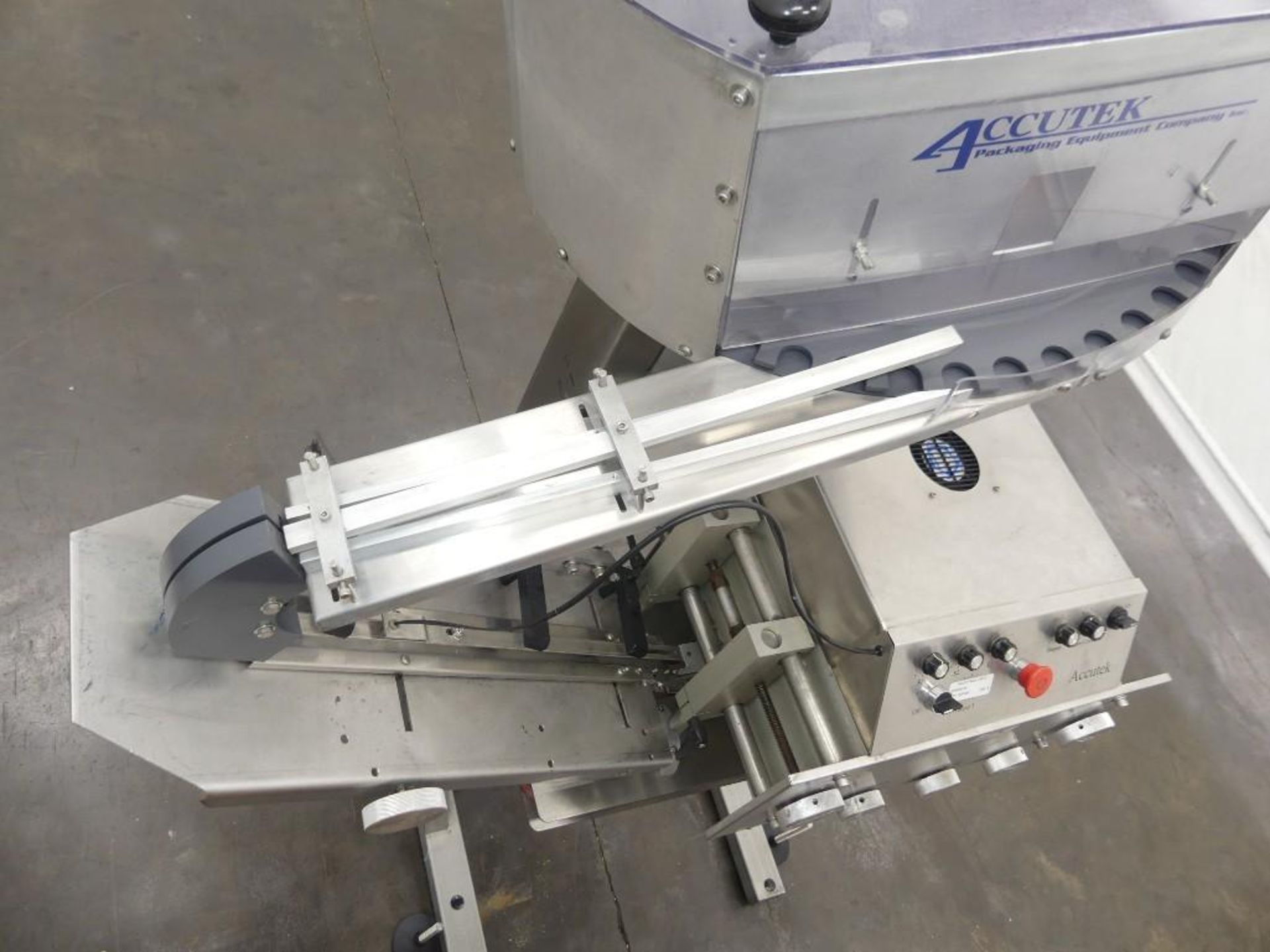Accutek Stainless Steel 6 Spindle Capper - Image 7 of 13