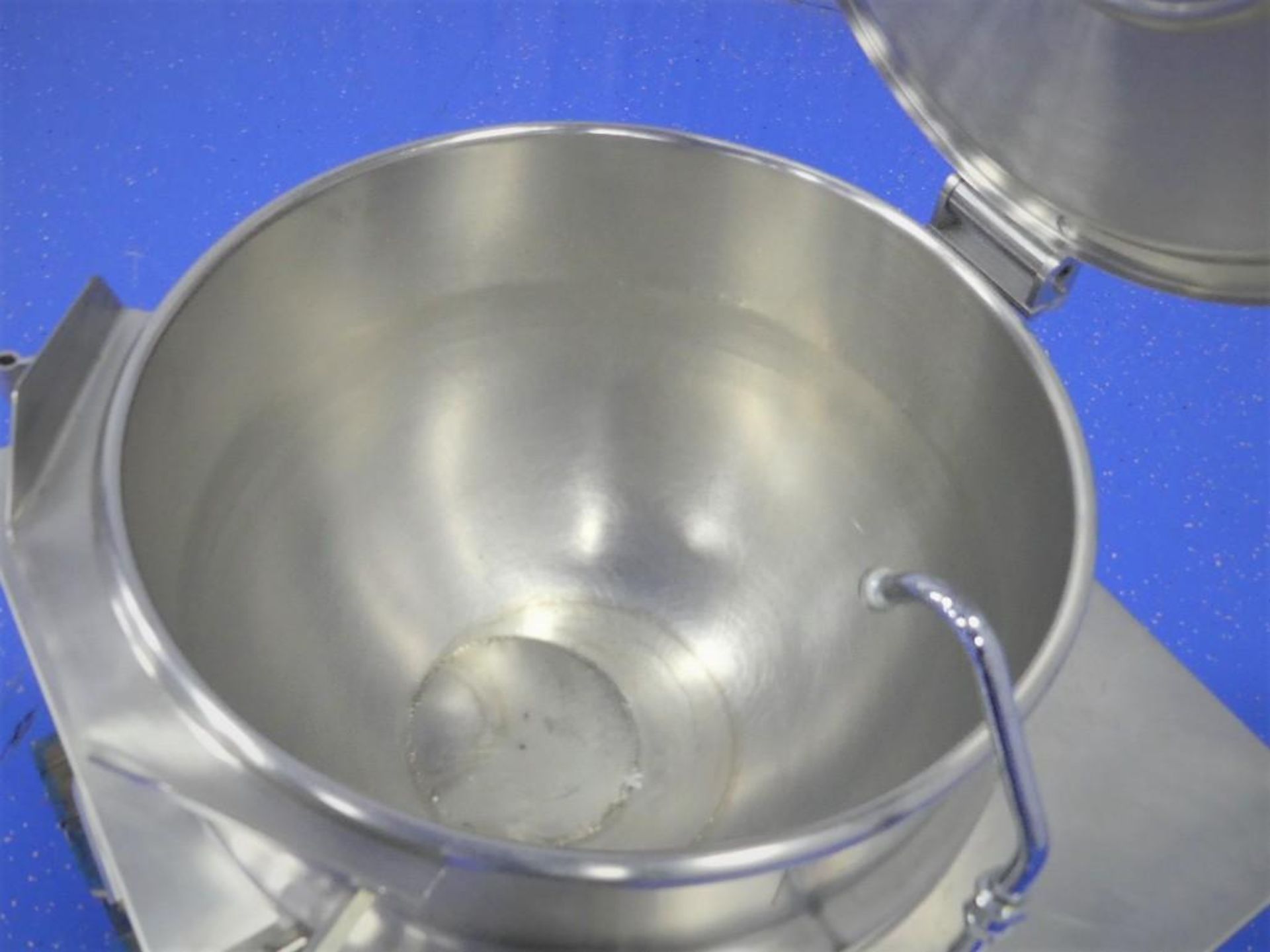 Crown DMT-40 Direct Steam Tilting Kettle - Image 6 of 13