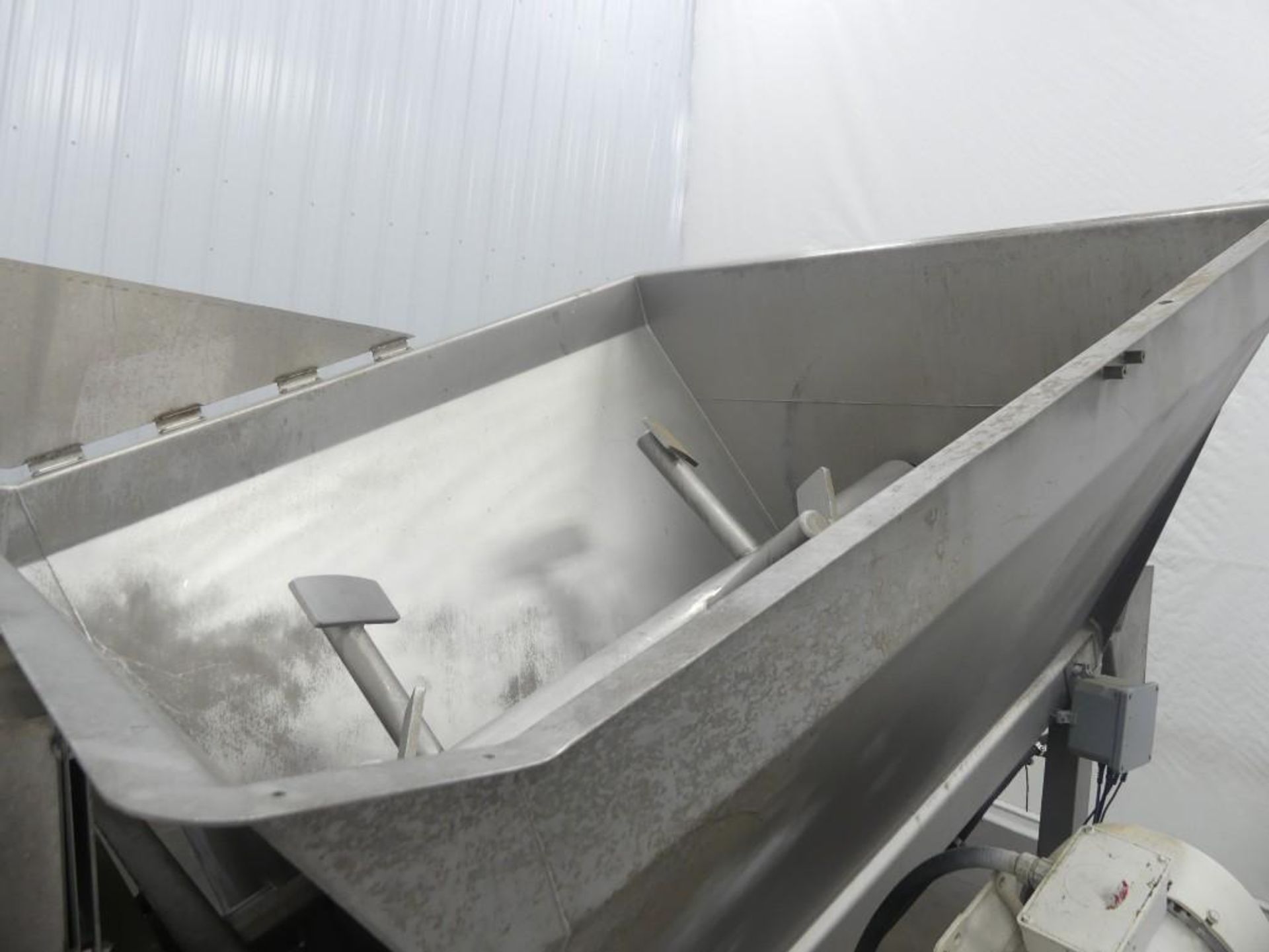 Stainless Steel Paddle Agitated Auger Feeder - Image 9 of 12