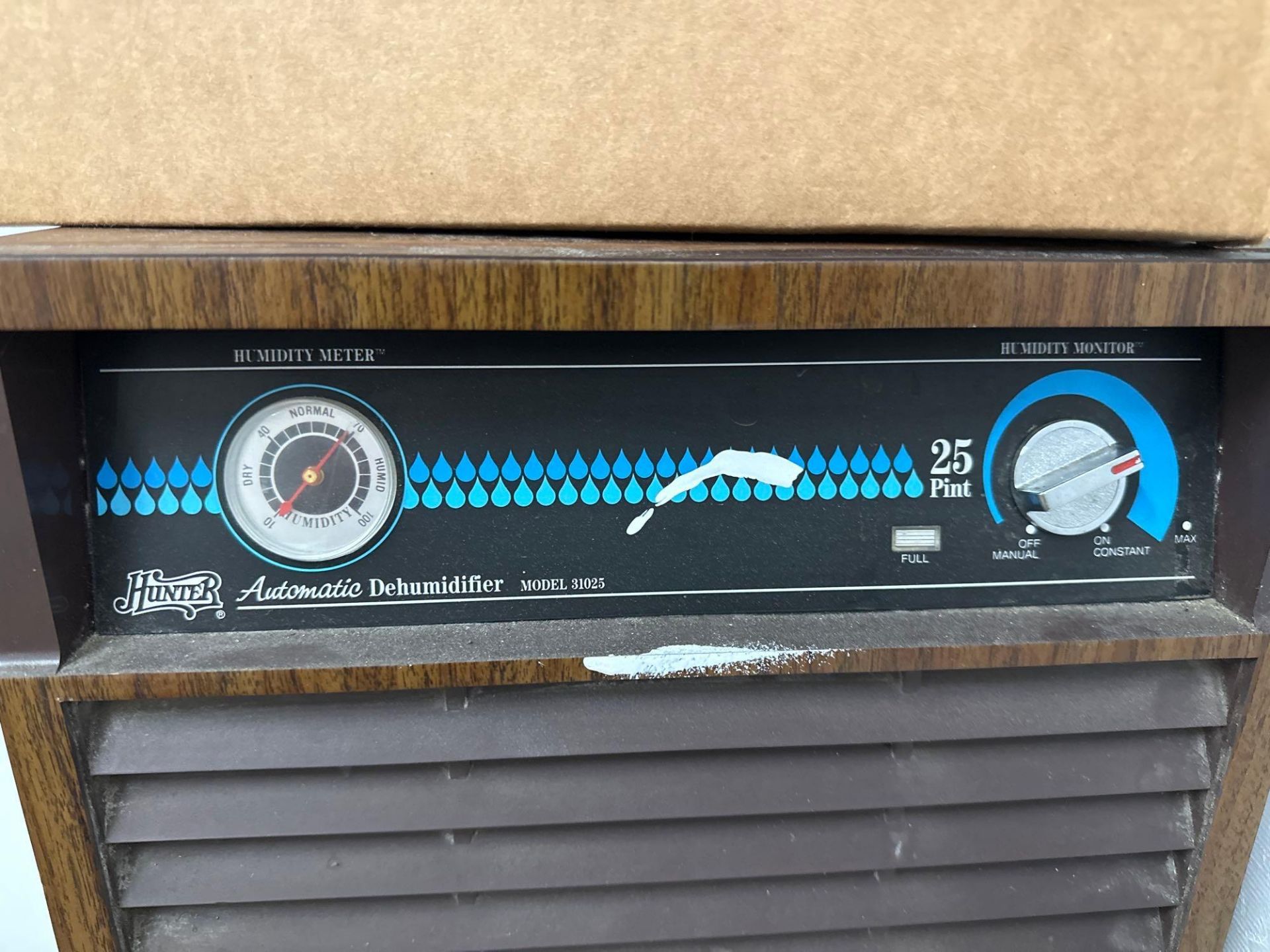 Hunter Dehumidifier - Image 2 of 3