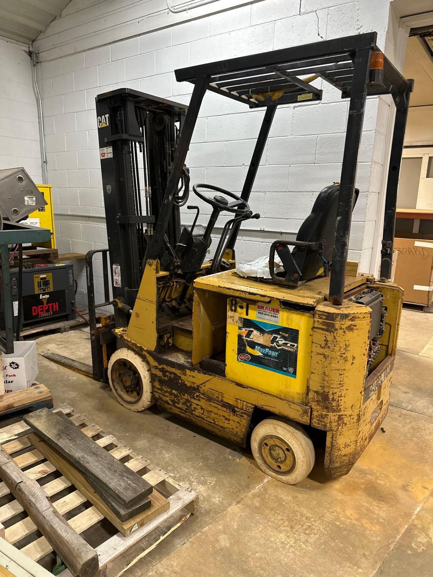 Caterpillar Forklift model EC15