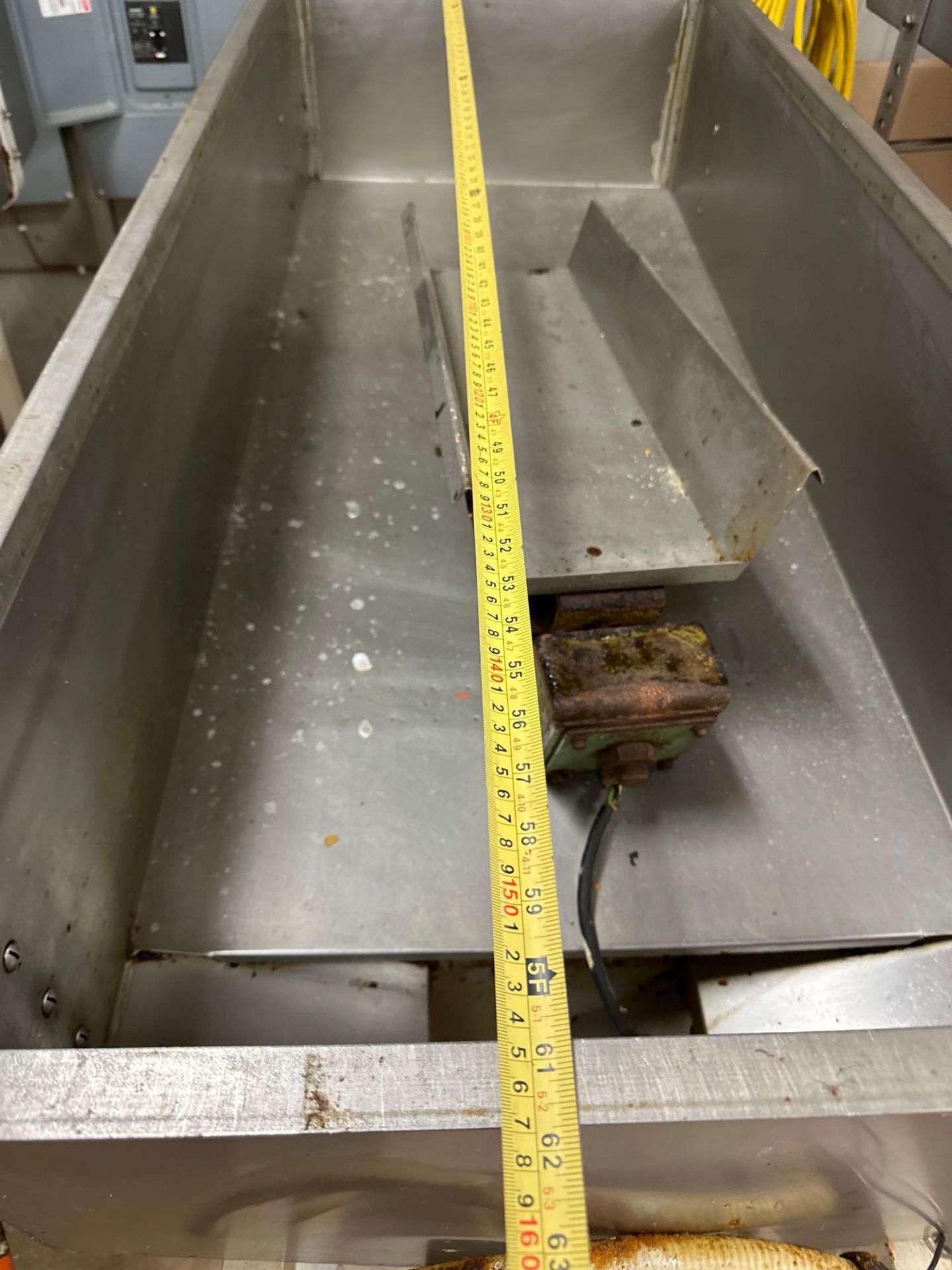 60" x 24" Stainless Steel Vibratory Conveyor - Image 8 of 10