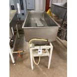 60" x 24" Stainless Steel Vibratory Conveyor