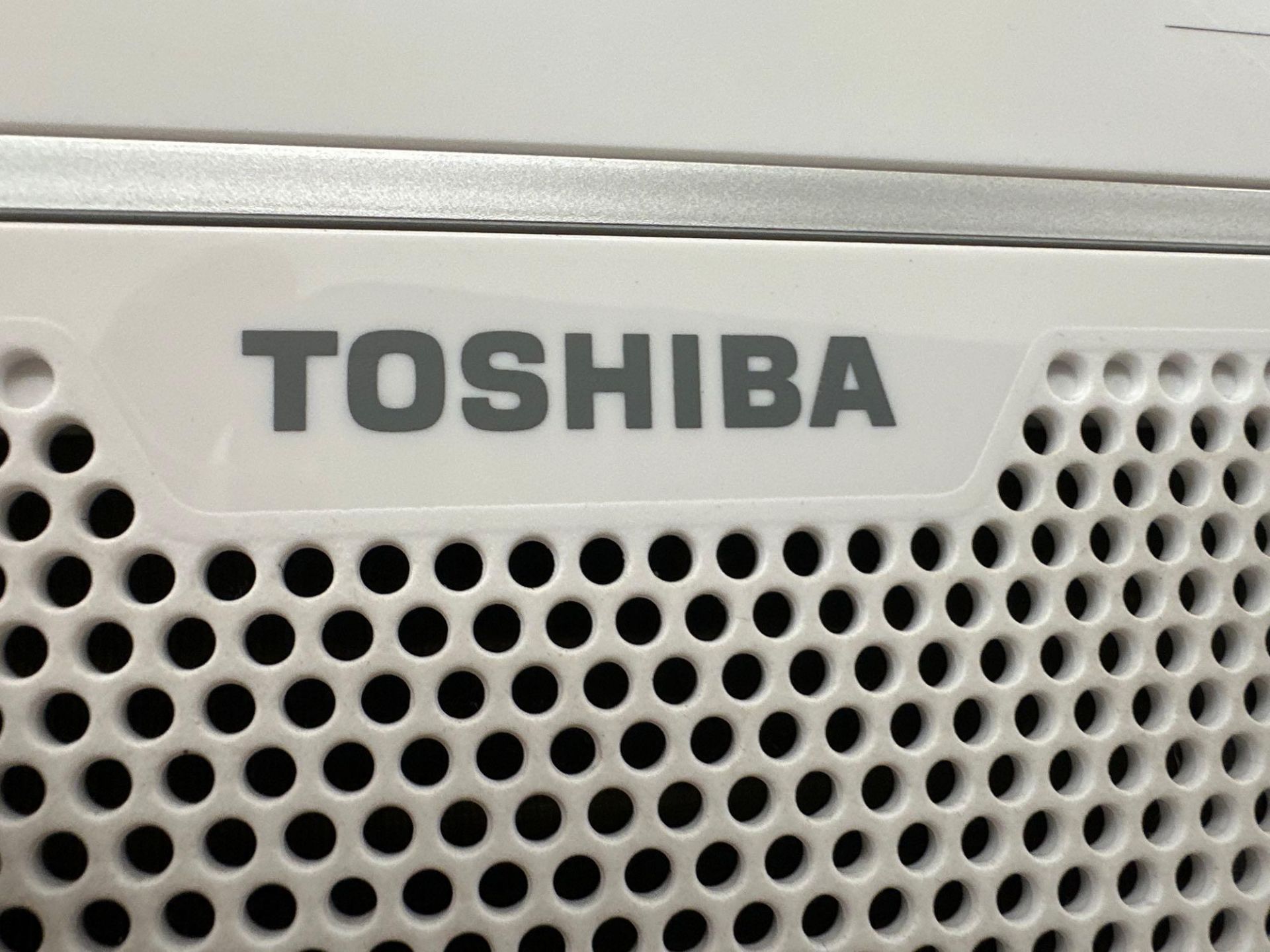 Toshiba Window Air Condition Unit - Image 3 of 4