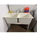 ELM Mustee Double Sink