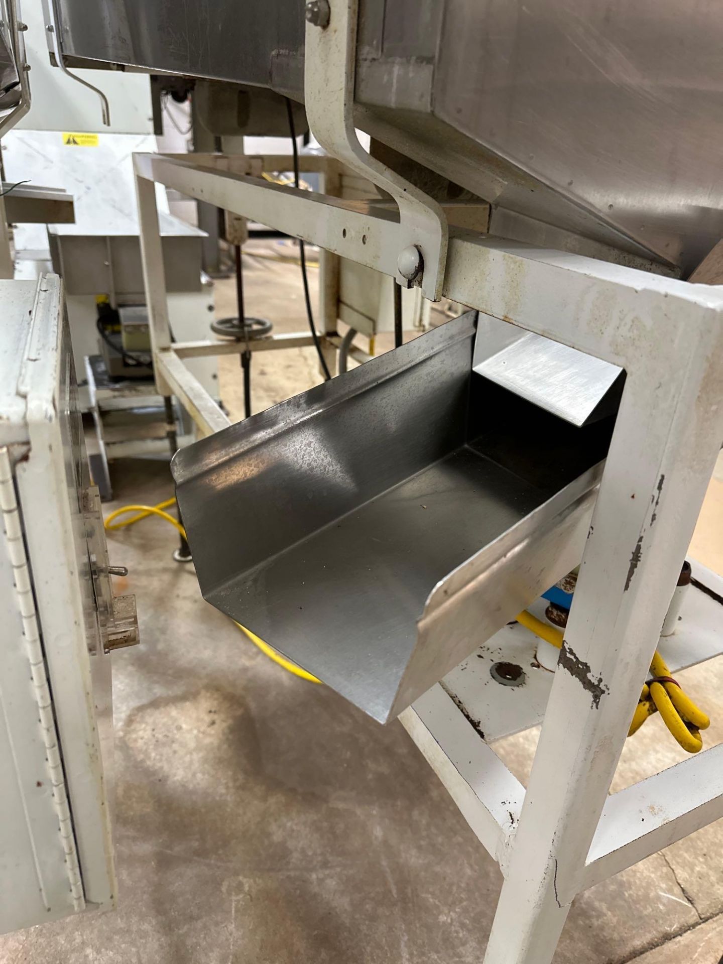 Meyer 1009 Stainless Steel 60" x 24" Vibratory Conveyor - Image 4 of 6