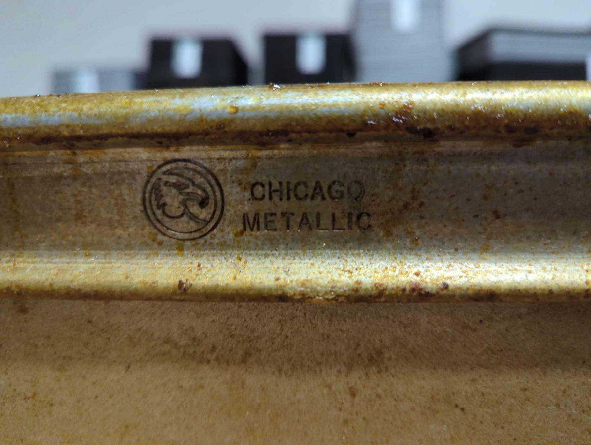 Chicago Metallic #44365 3-Strap Pullman Pan - Image 9 of 17