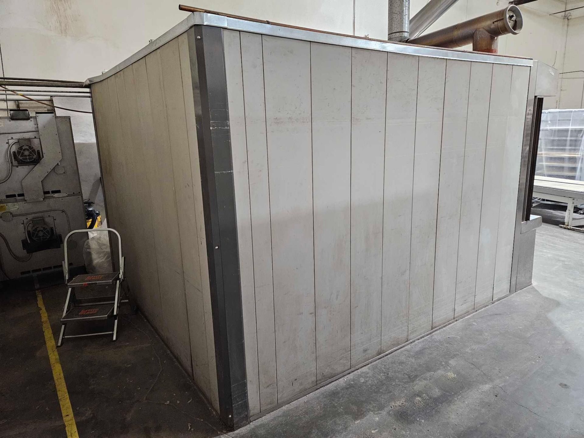 Large 12-Door Stainless Steel Oven - Image 16 of 17
