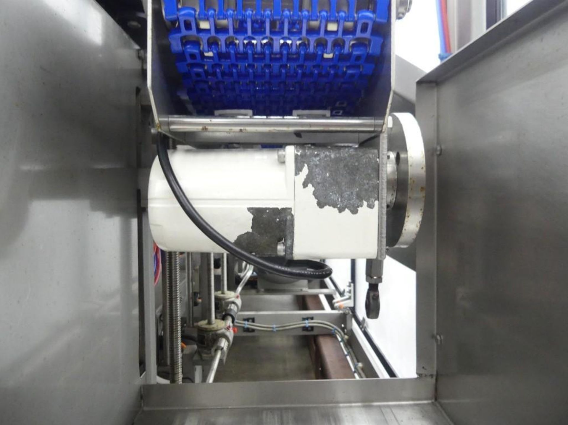 Massman HFFS-IM1000 Flexible Pouch Packaging System - Image 104 of 127