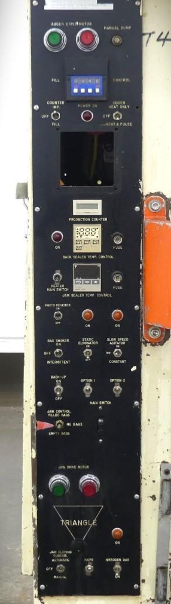 Triangle L66C Vertical Form Fill and Seal - Image 15 of 25