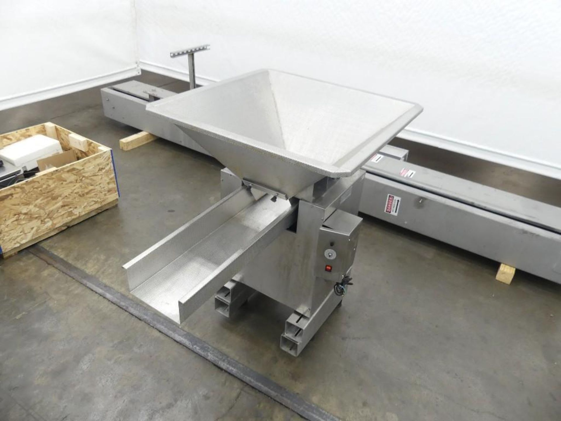 Massman HFFS-IM1000 Flexible Pouch Packaging System - Image 65 of 127