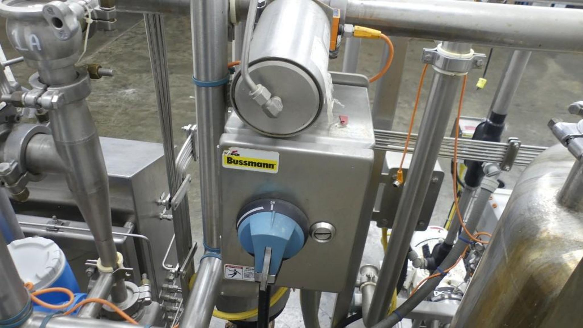 165 Gallon Liquid Processing System - Image 11 of 26