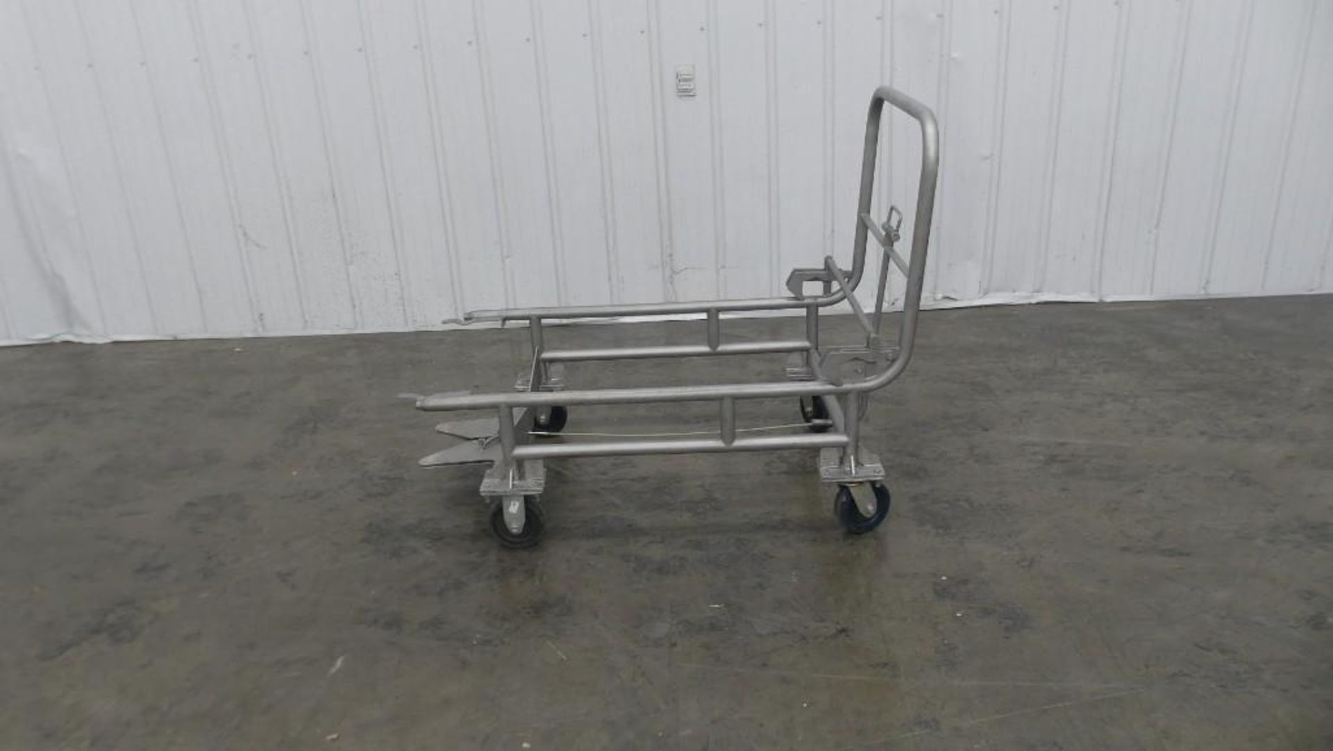 Metal Tote Cart