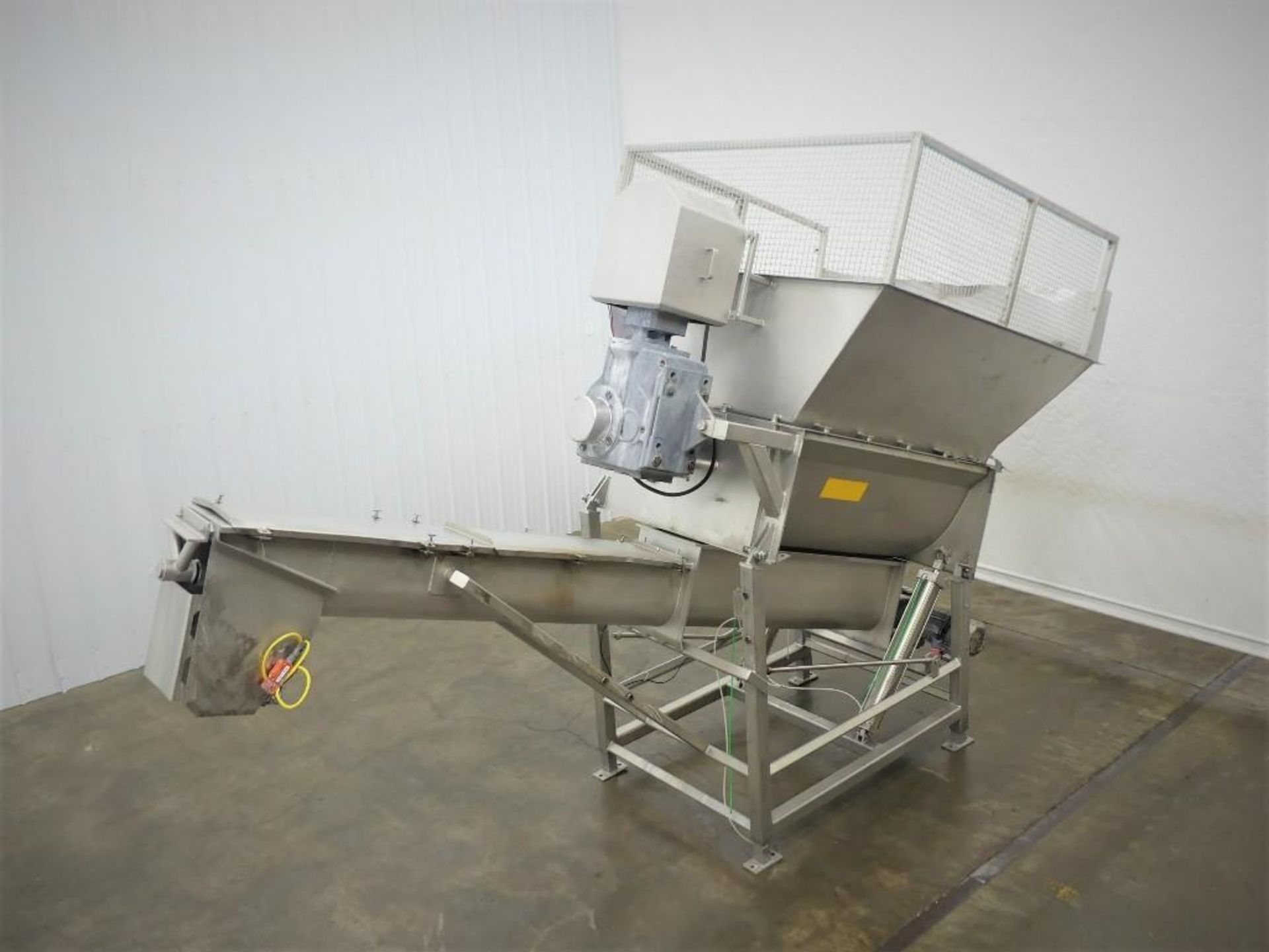 Material Transport MTC 10 12 FB Auger Conveyor with Hopper 1,600 Pounds - Image 2 of 16