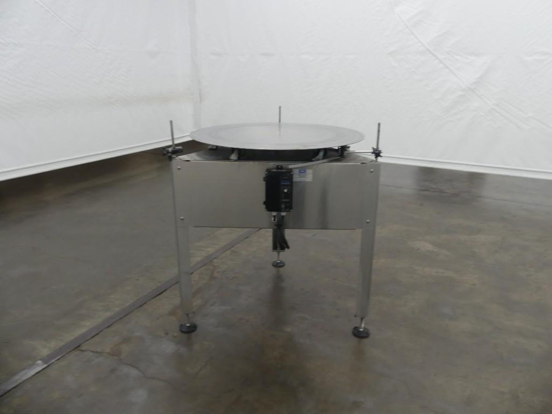 E-Pak 40” Diameter Stainless Steel Accumulation Table