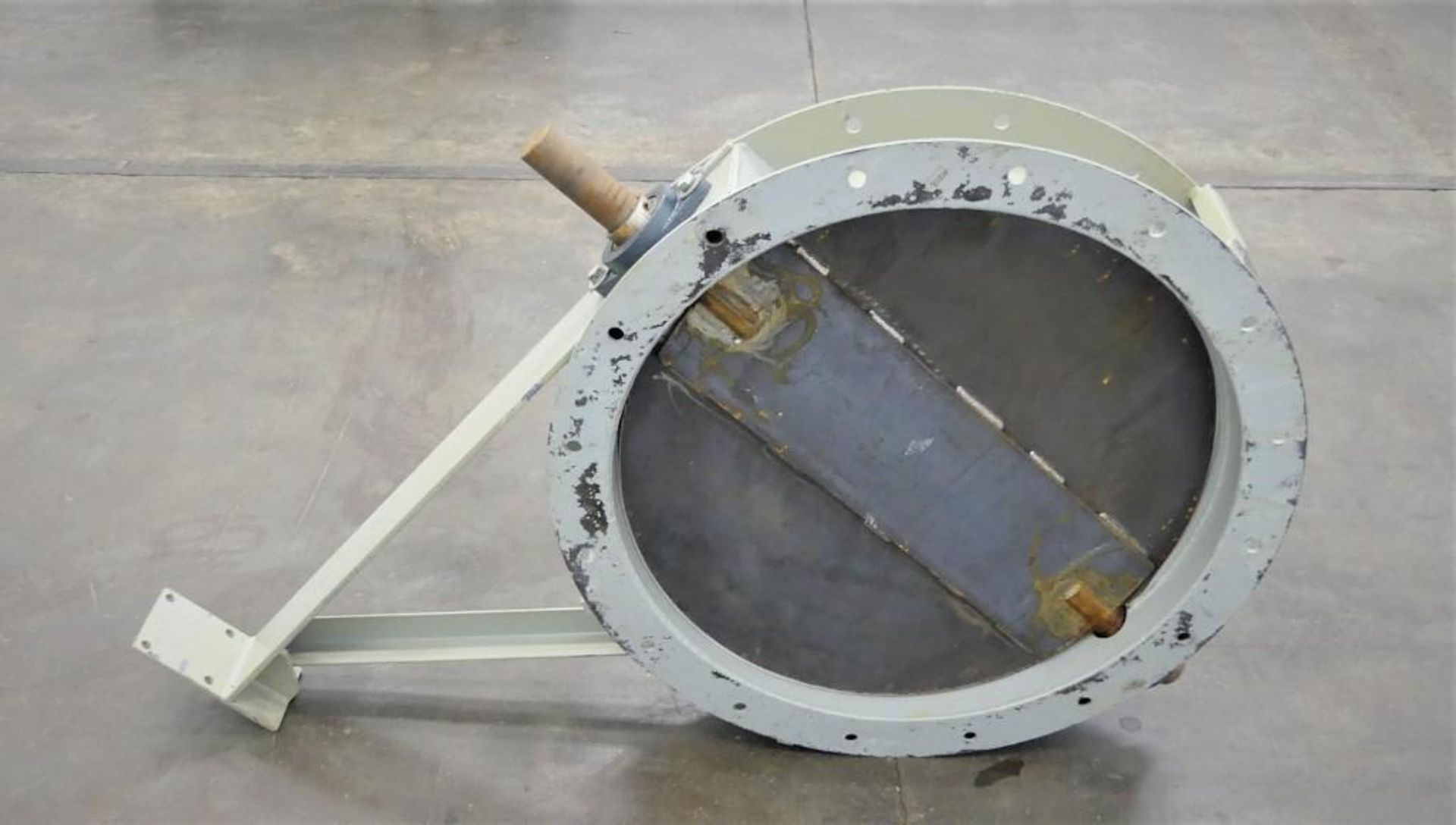 30 inch Diameter Butterfly Valve - Image 3 of 6