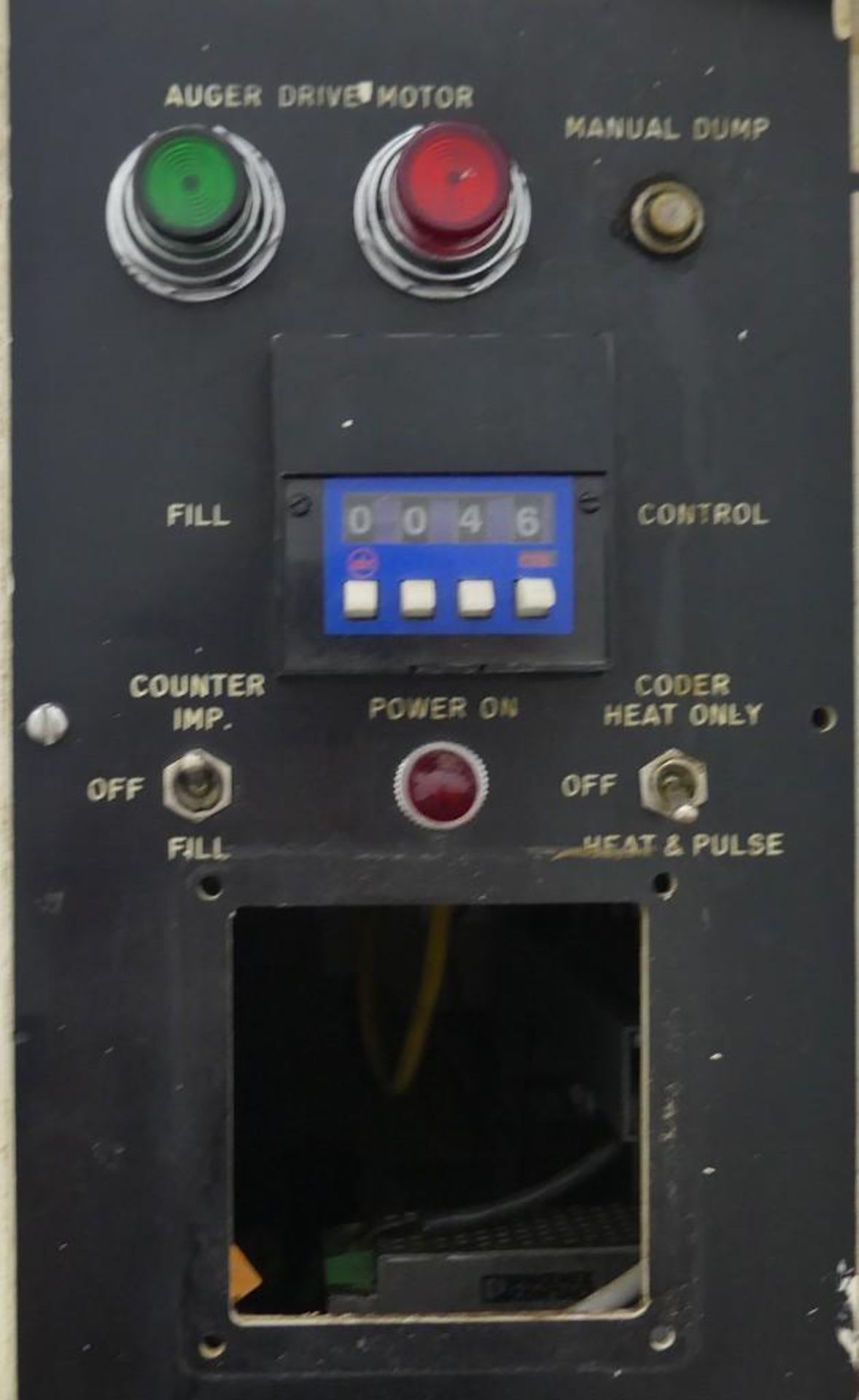 Triangle L66C Vertical Form Fill and Seal - Image 16 of 25