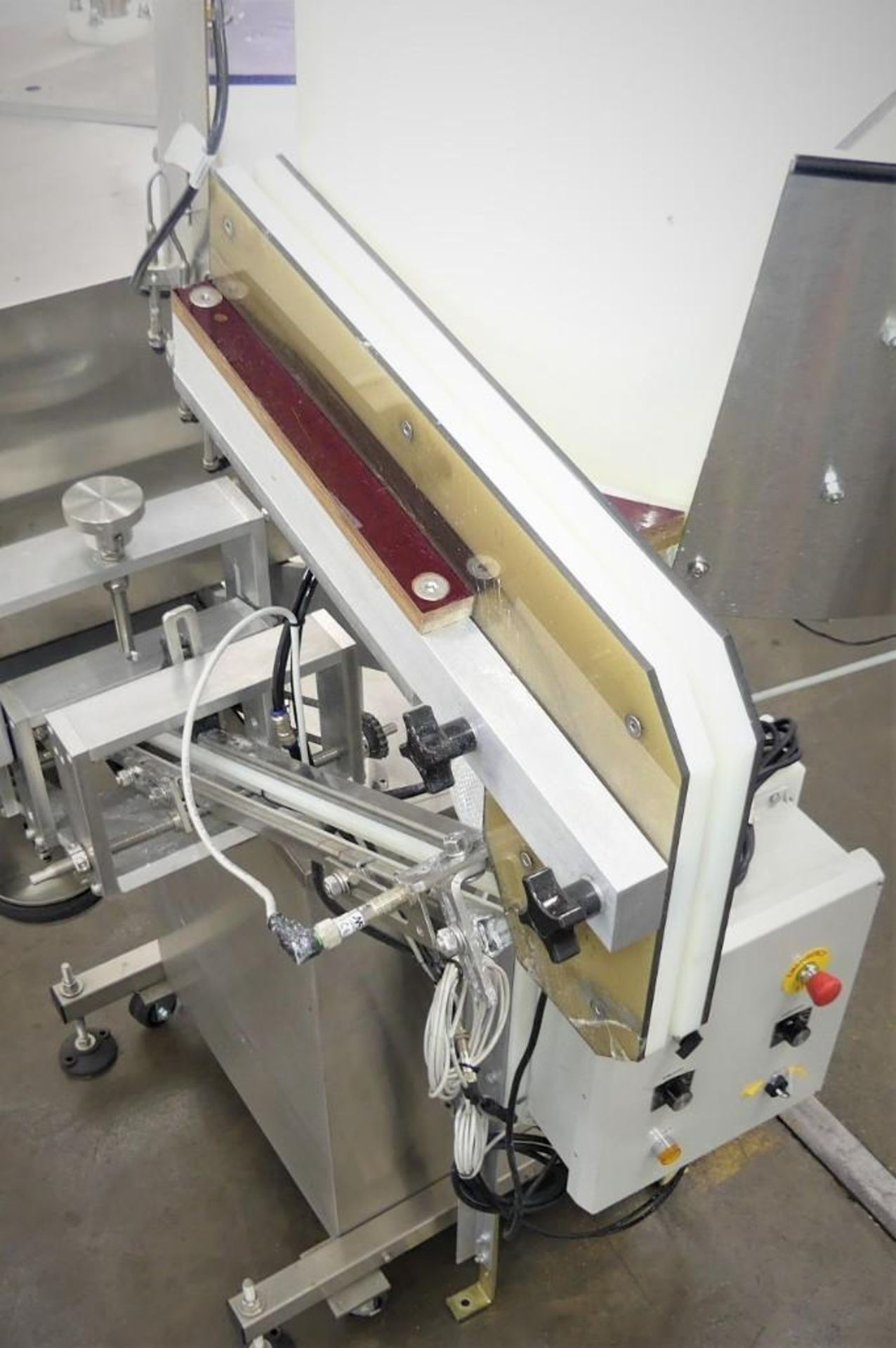 Inline Filling Systems Computorque Automatic Capping System - Image 15 of 35