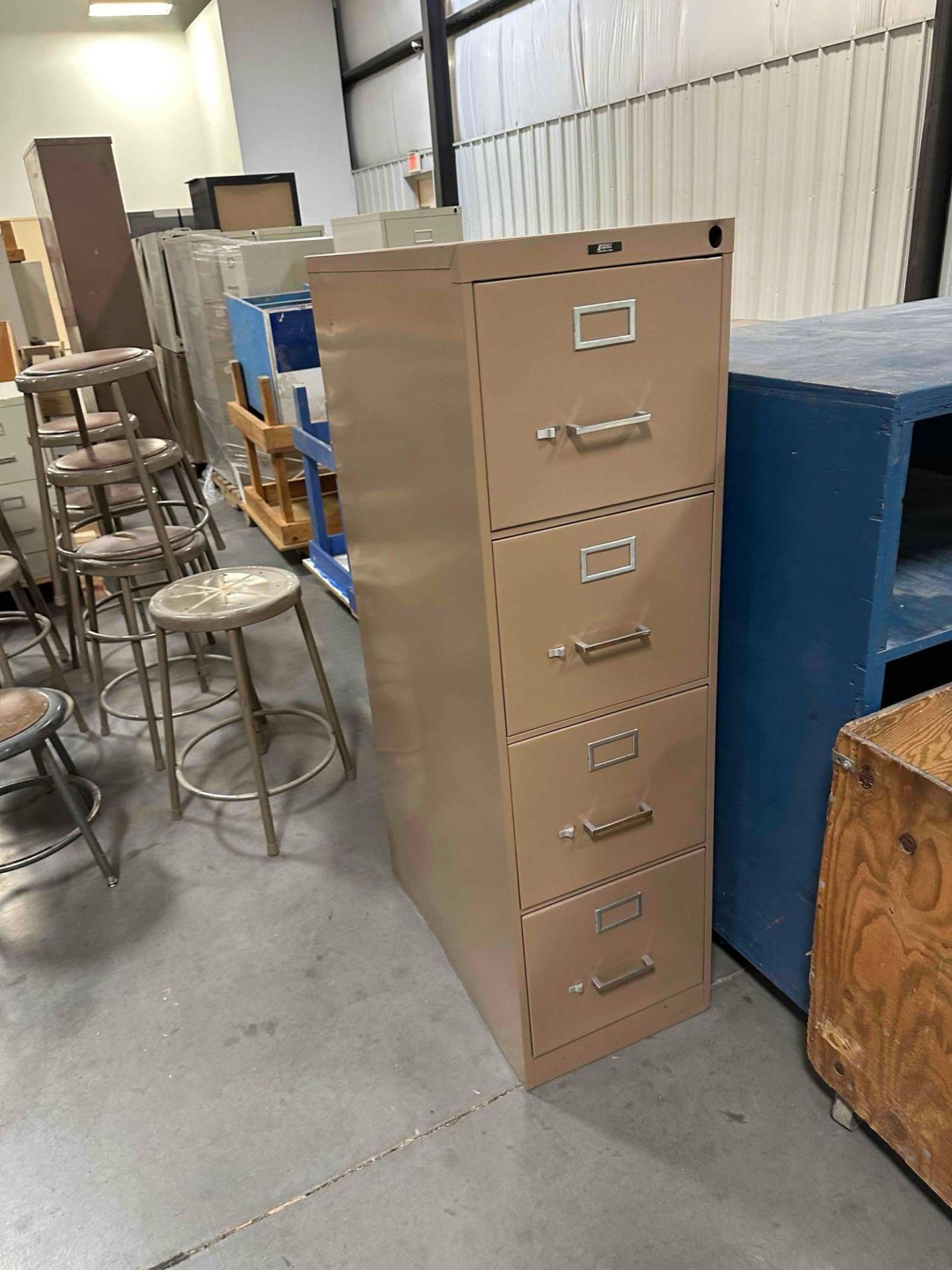 Large lot of shelving and filing cabinets - Image 20 of 22