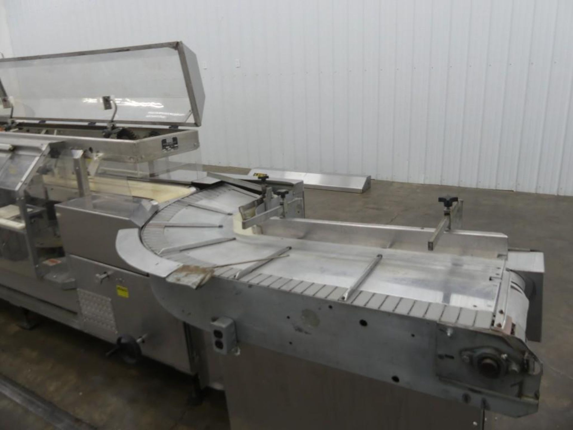 UBE 1216 Stainless Steel Hand Load Bread Bagger - Image 19 of 38