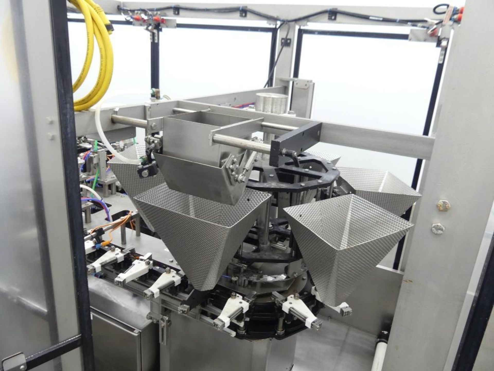 Massman HFFS-IM1000 Flexible Pouch Packaging System - Image 33 of 127