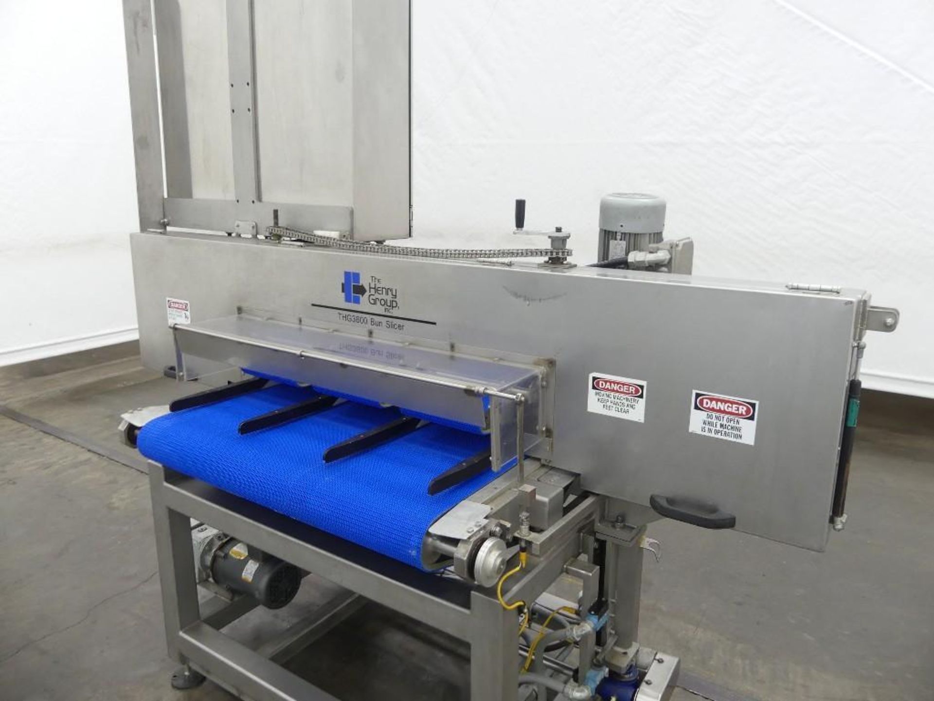 Henry Group THG3600 Stainless Steel Bun Slicer - Image 5 of 35