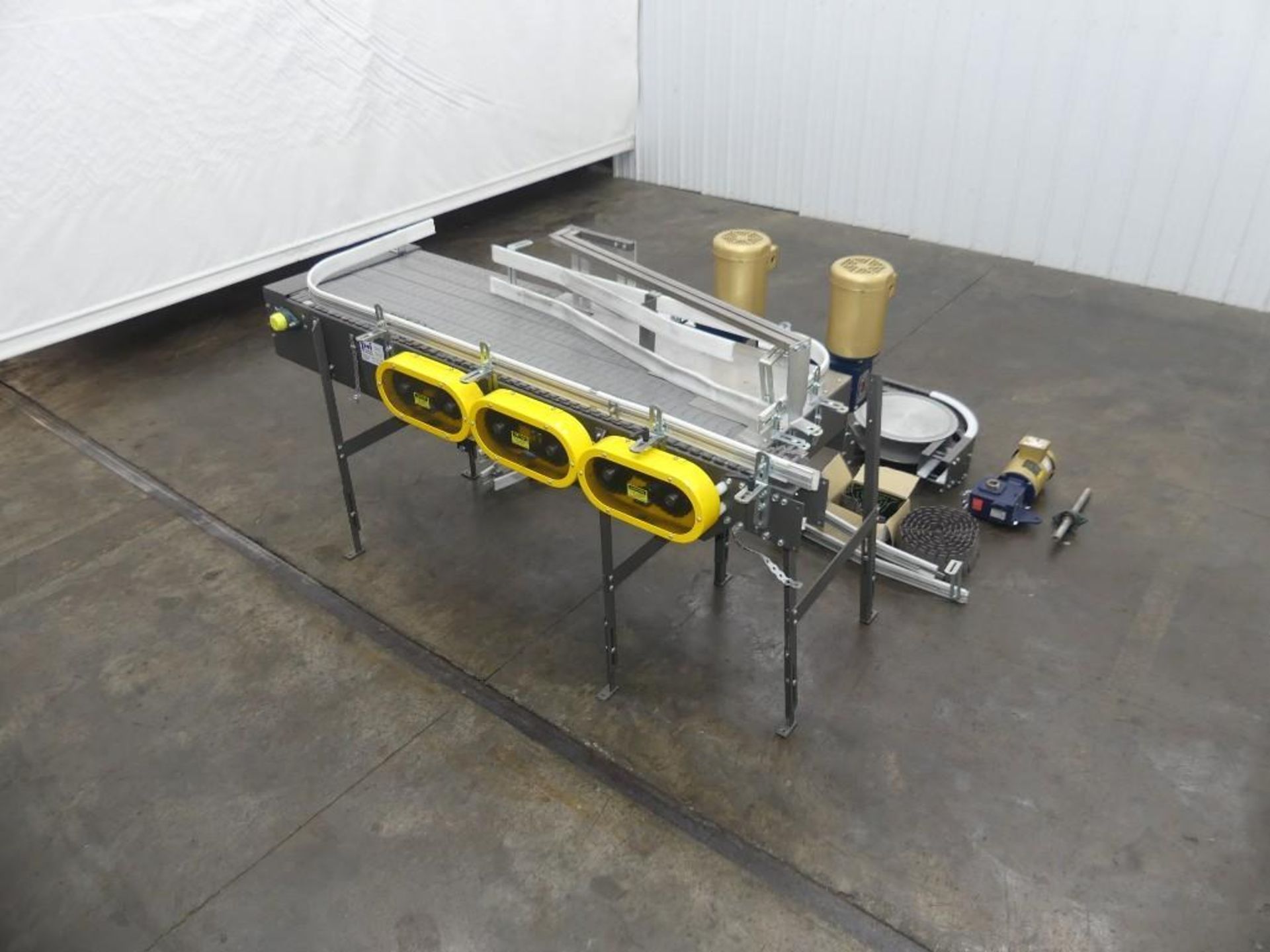 Pack Air AL-18195 Plastic Table-Top Mass Flow Accumulation Conveyor - Image 2 of 19