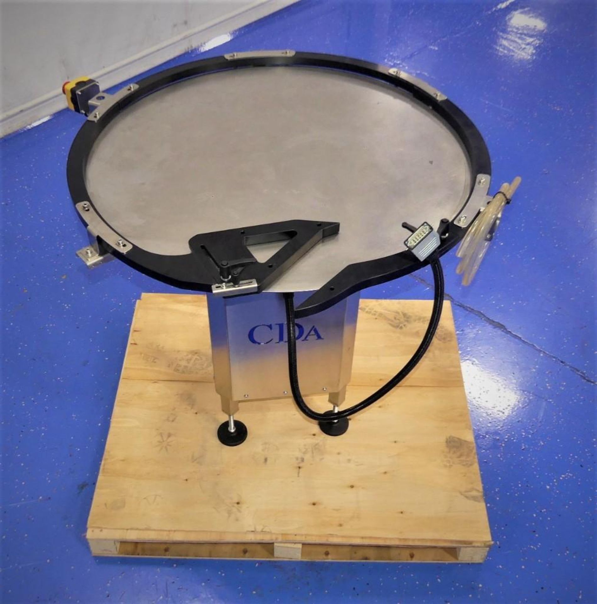 CDA 40 Inch Rotary Accumulation Table - Image 3 of 9