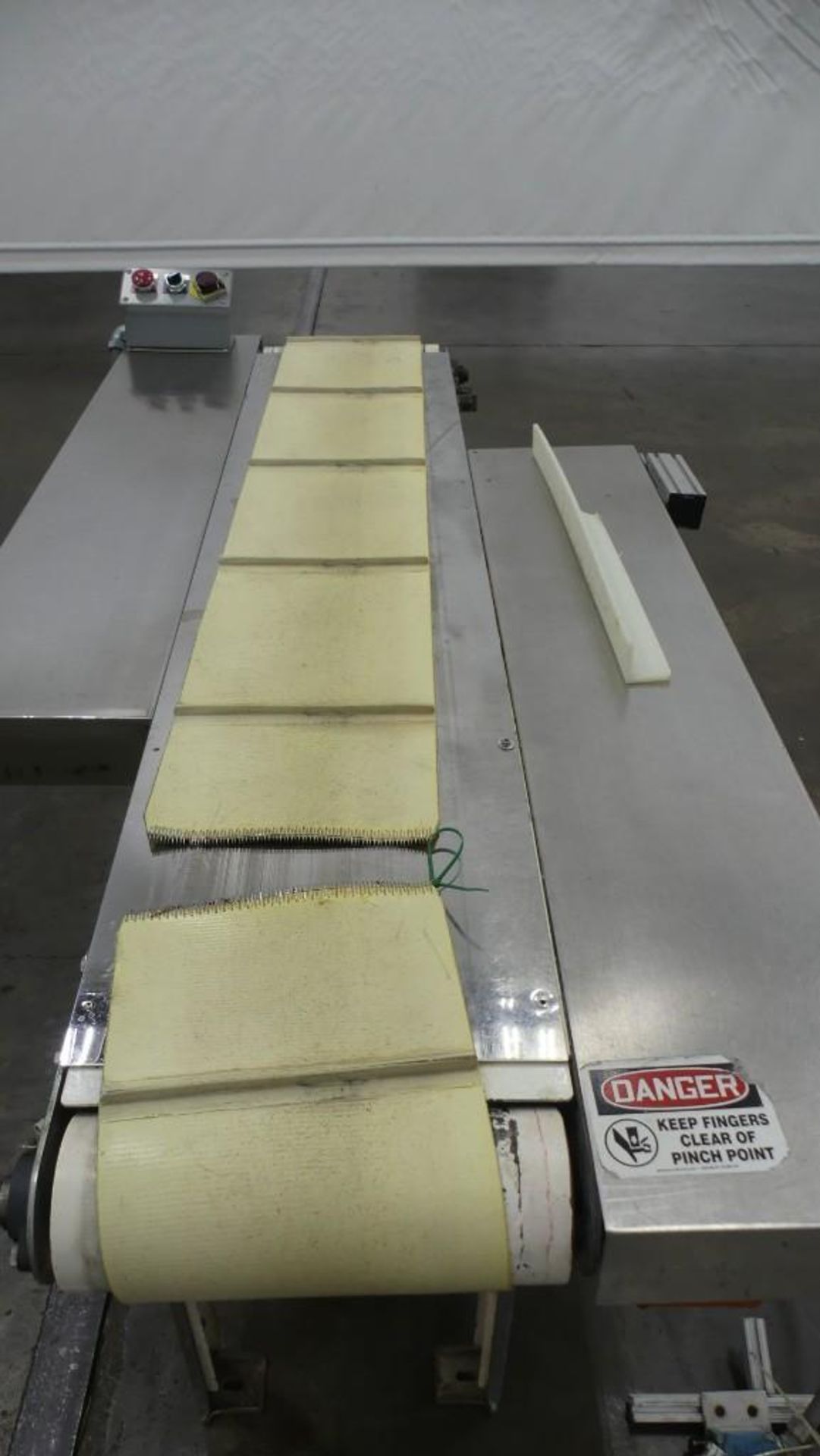 Bilt-Rite Brico Stainless Steel Cleated Transfer Conveyor - Image 6 of 16