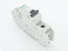 (10) SCHNEIDER ELECTRIC 60115 CIRCUIT BREAKER