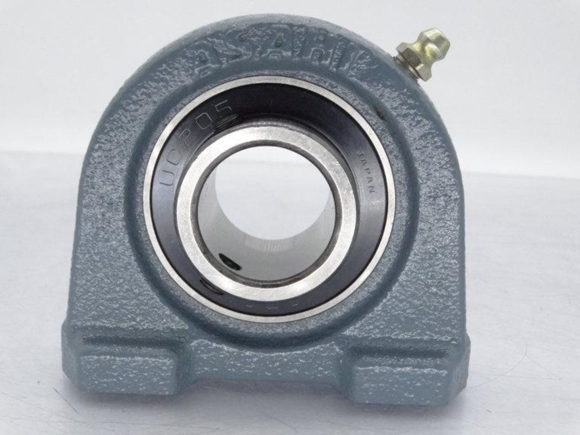 (5) AMI BEARINGS UCPA205 BEARING