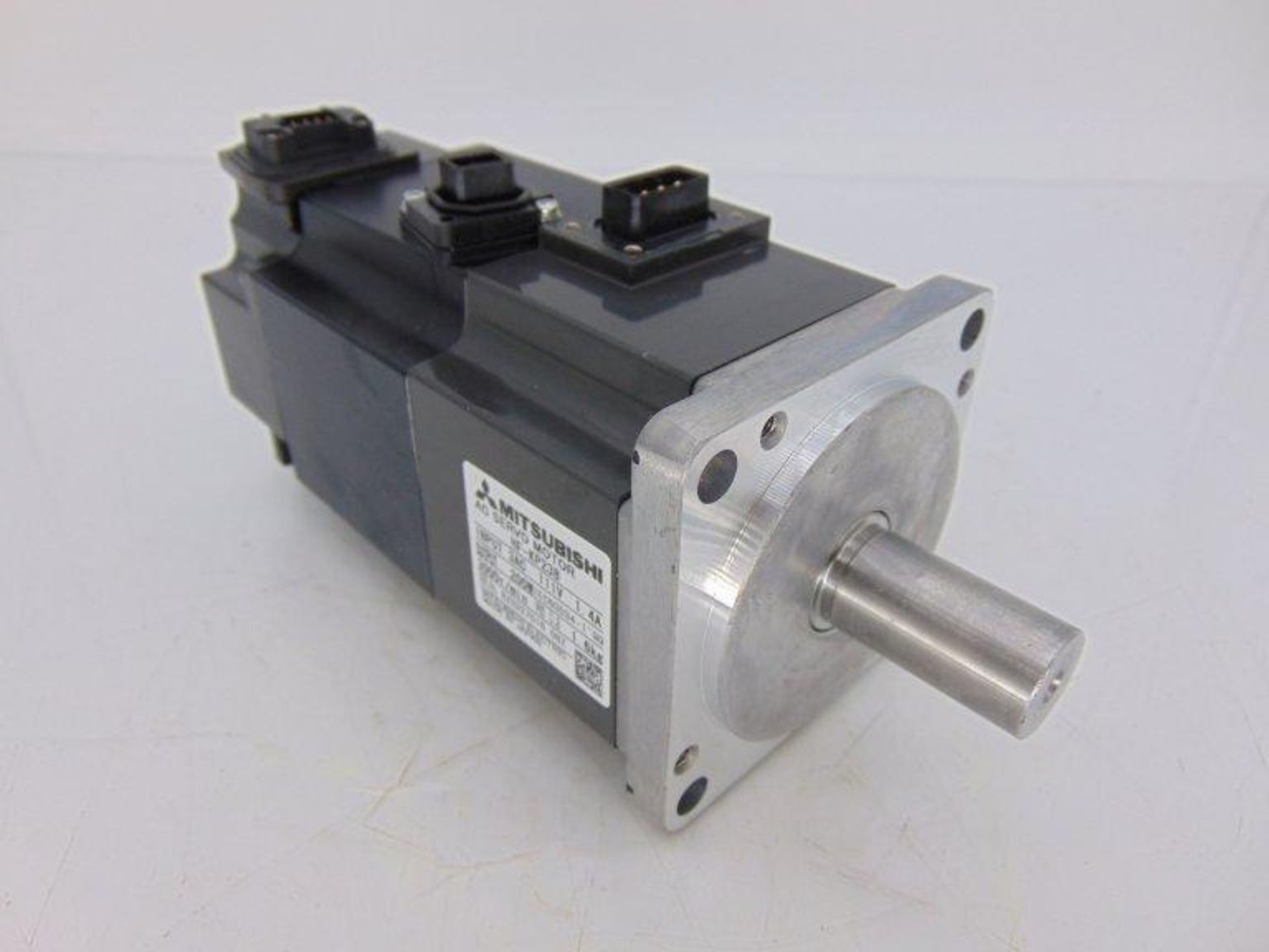 (5) MITSUBISHI HF-KP23B SERVO MOTOR