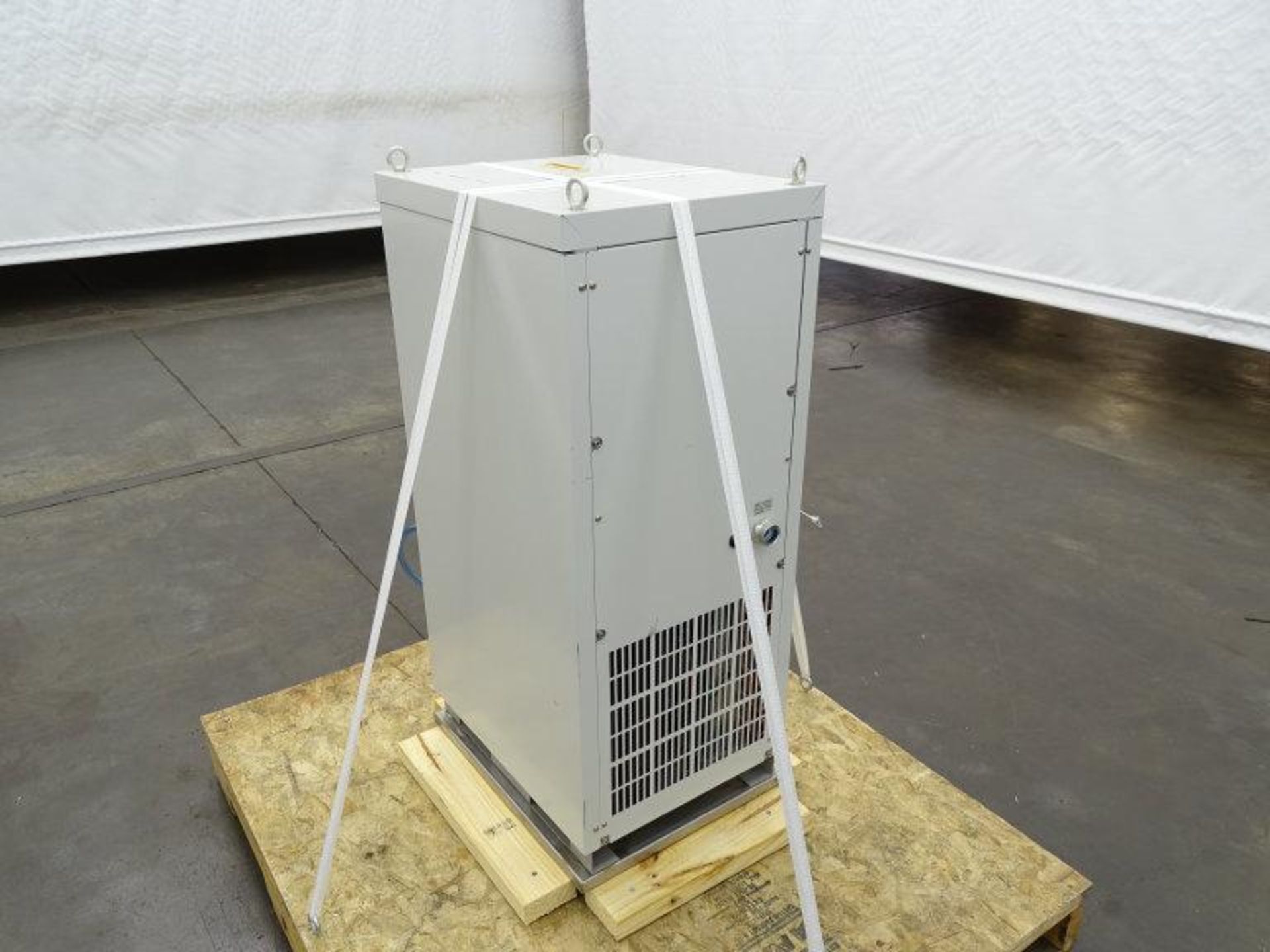 (1) SMC HRG001-A-AB COOLING UNIT - Image 2 of 3