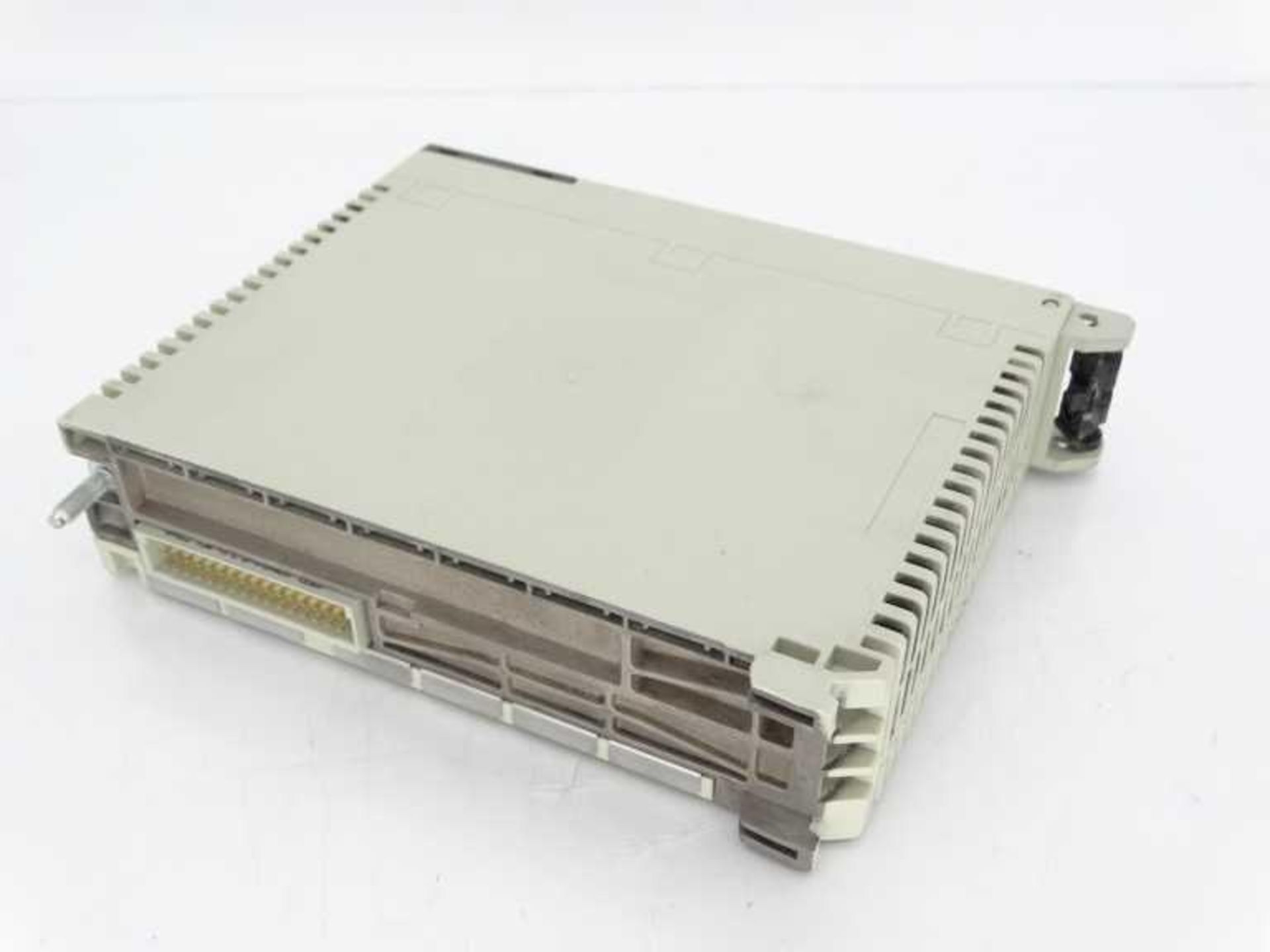 (10) SCHNEIDER ELECTRIC TSX-DSY-08T22 PLC MODULE - Image 2 of 3