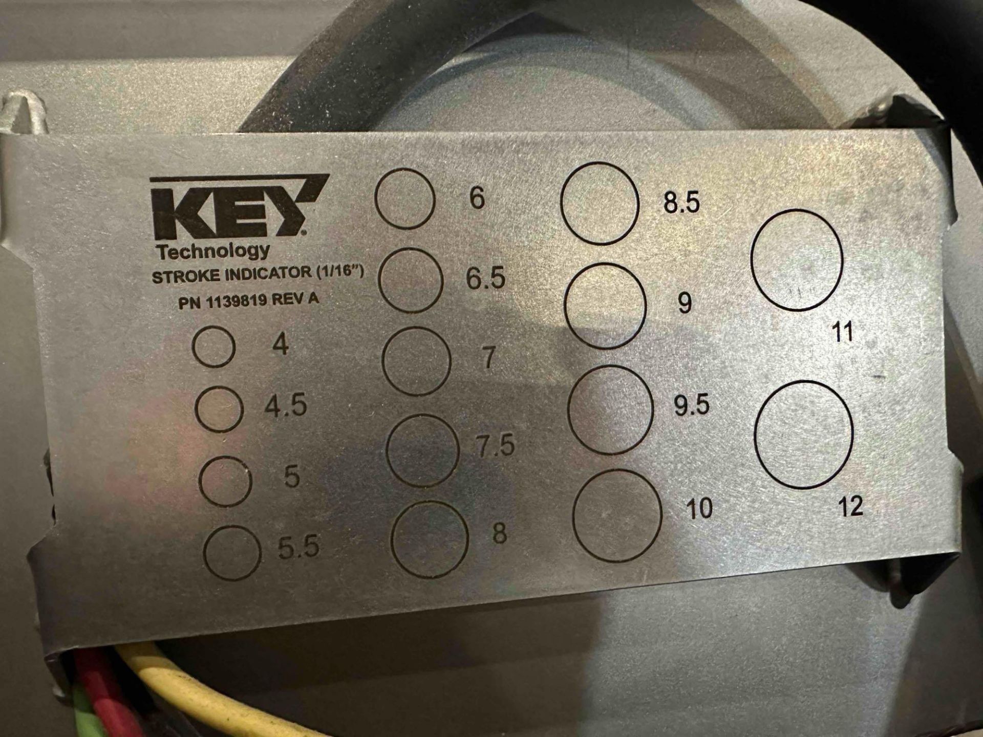 Key Technology SH01-031226 Stainless Steel Vibratory Slide Conveyor - Image 8 of 9