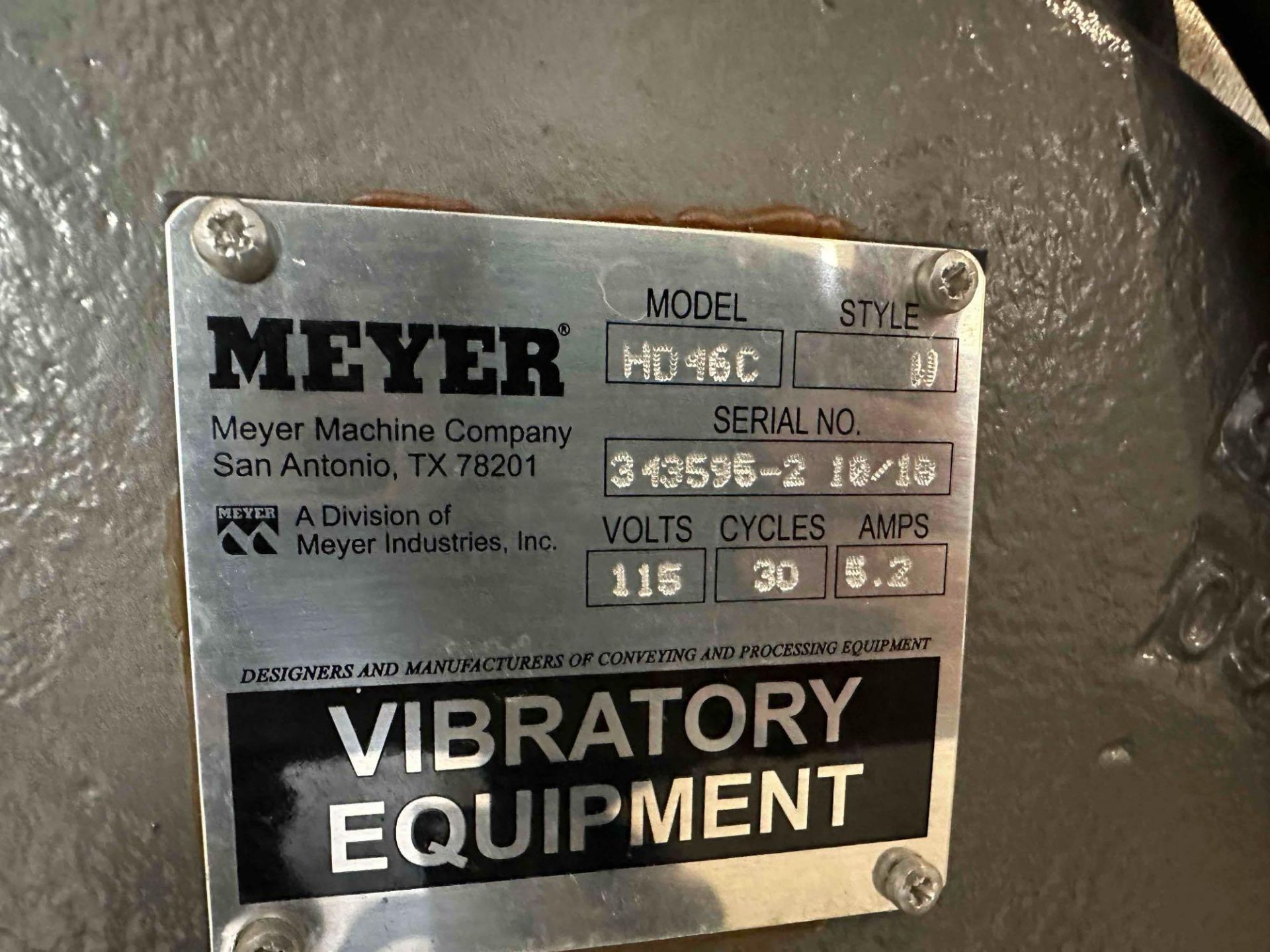 Meyer HF-15 Stainless Steel Linear Vibratory Feeder W/ 70 Gallon Hopper - Image 8 of 9