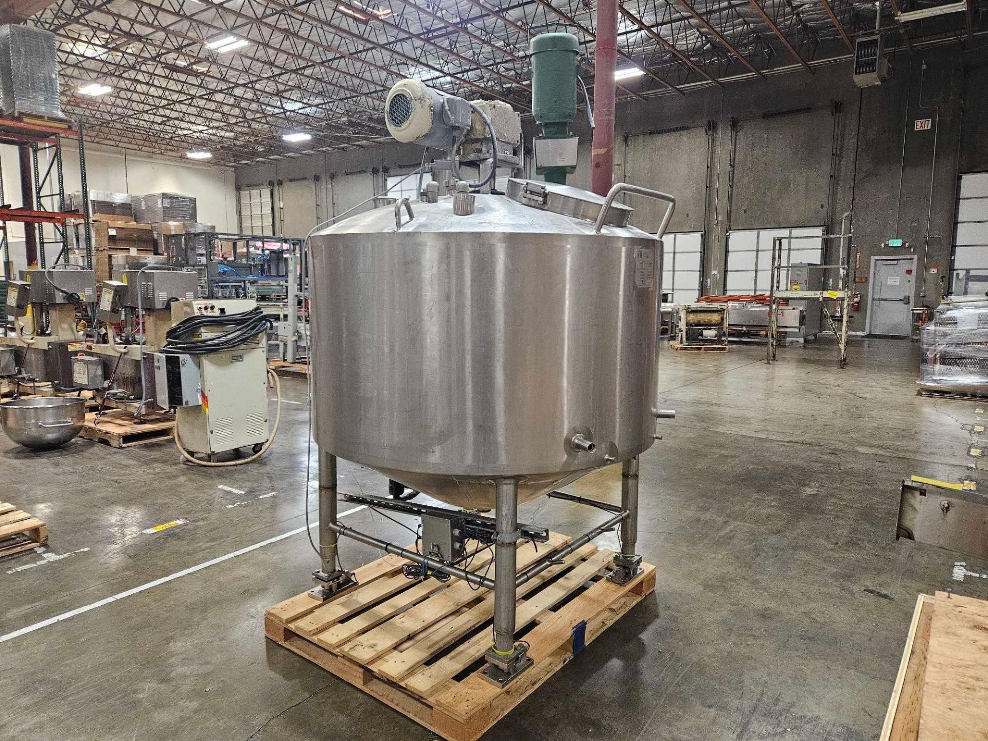 Walker Stainless Steel 300 Gallon Jacketed Mixing Tank - Image 5 of 19