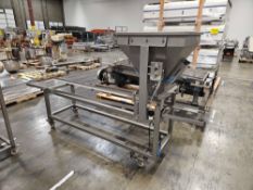 Vibratory Feeder with Dual Gate Control