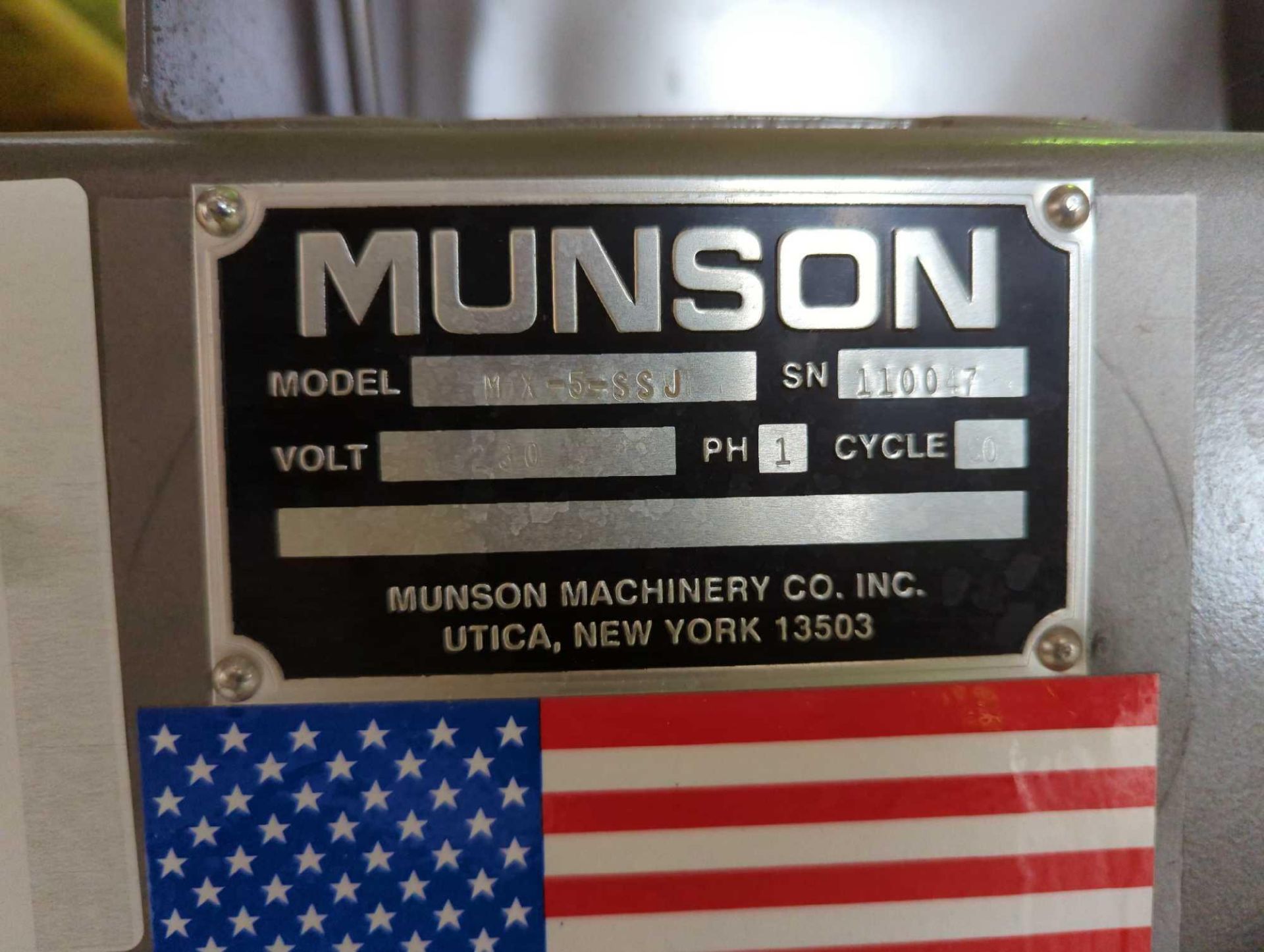 Munson MX-5-SSJ 10 Cubic Feet 1 HP Stainless Steel Rotary Batch Mini Mixer - Image 9 of 18
