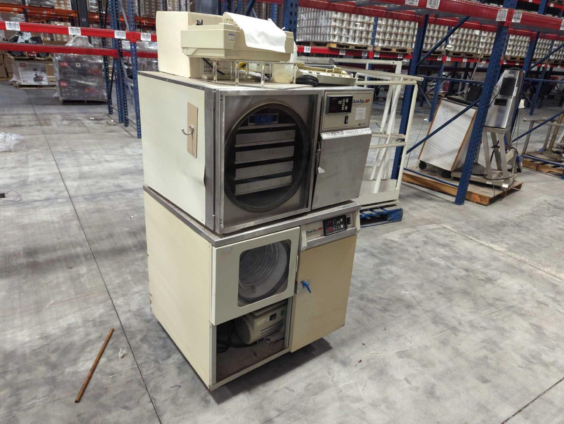 Duratop MP bulk tray dryer and corrosion resistant freeze dryer - Image 5 of 19