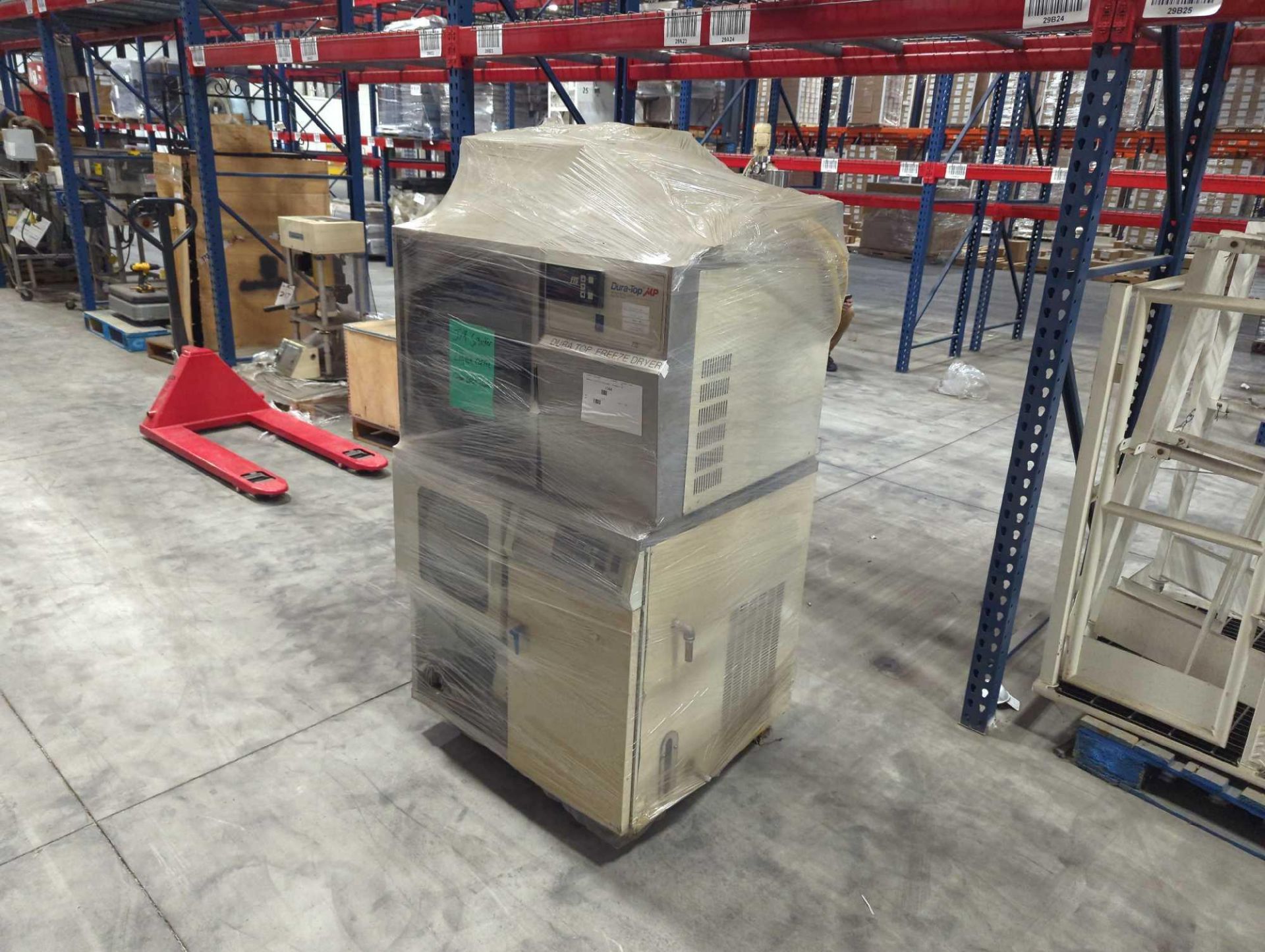 Duratop MP bulk tray dryer and corrosion resistant freeze dryer - Image 2 of 19